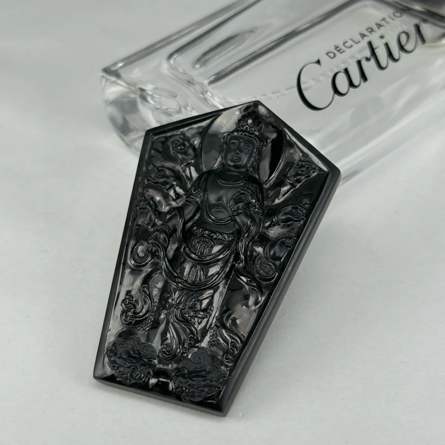 精品18k墨翠千手观音 种好色正 黑度极好 打灯通透 油性十足 尺寸65.4