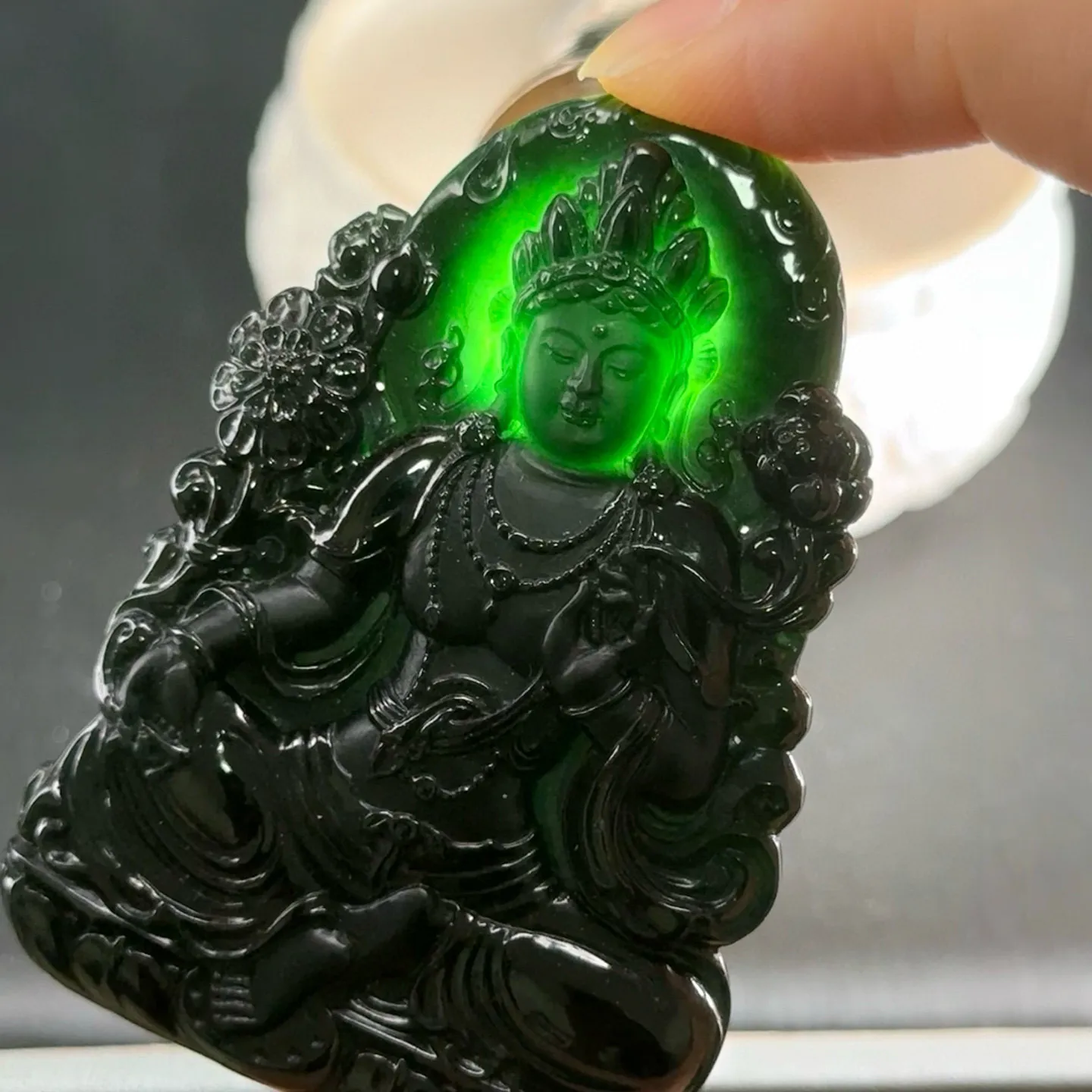 精品墨翠度母观音 种好色正 黑度极好 打灯通透 油性十足 尺寸61.5