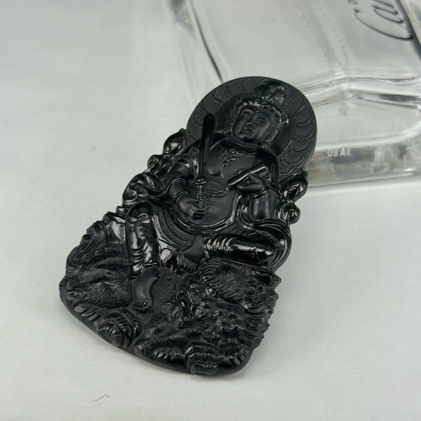 精品墨翠文殊菩萨 种好色正 黑度极好 打灯通透 油性十足 尺寸63.9