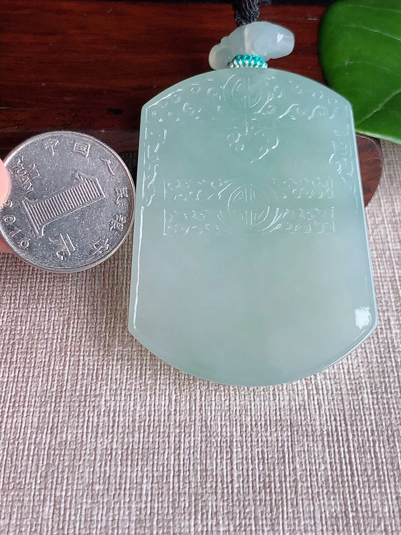 a货翡翠老坑冰种晴水仿古无事牌吊坠 尺寸54.5×42.2×6mm 重量45.23g 0607