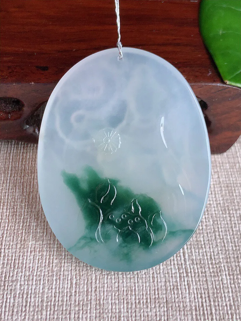 a货翡翠老坑冰种飘花大势至菩萨吊坠 尺寸49.5×38×5.3mm 重量22.53g 0607