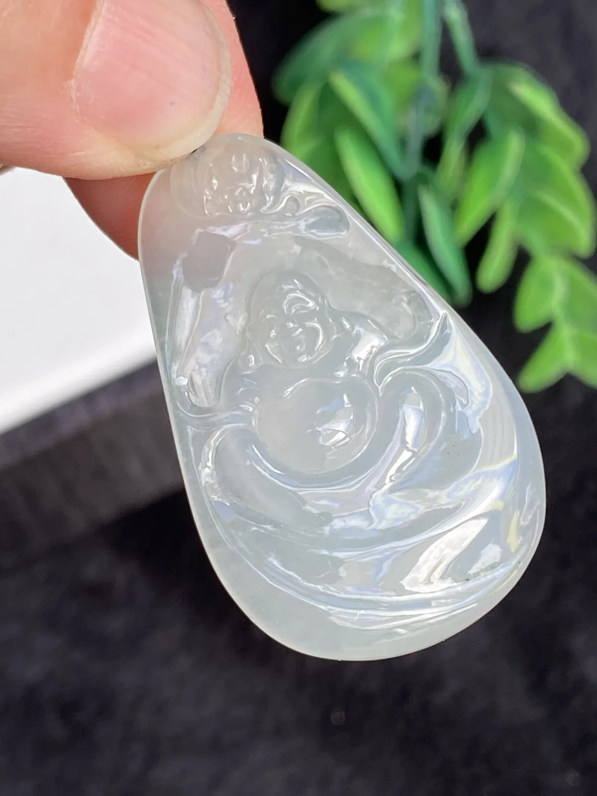 推荐【冰🧊佛公珠链款】带一条珠链和浓紫色福贝，水润冰透，超细腻，起光，老坑种，超柔滑，背面一条小