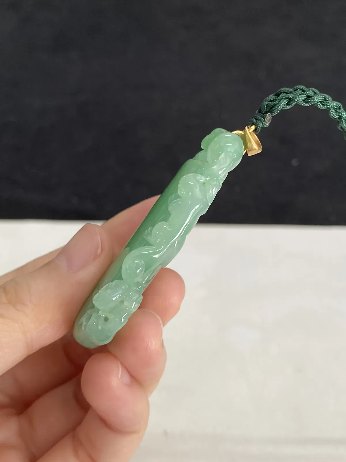 翡翠冰糯种浅绿色节节高