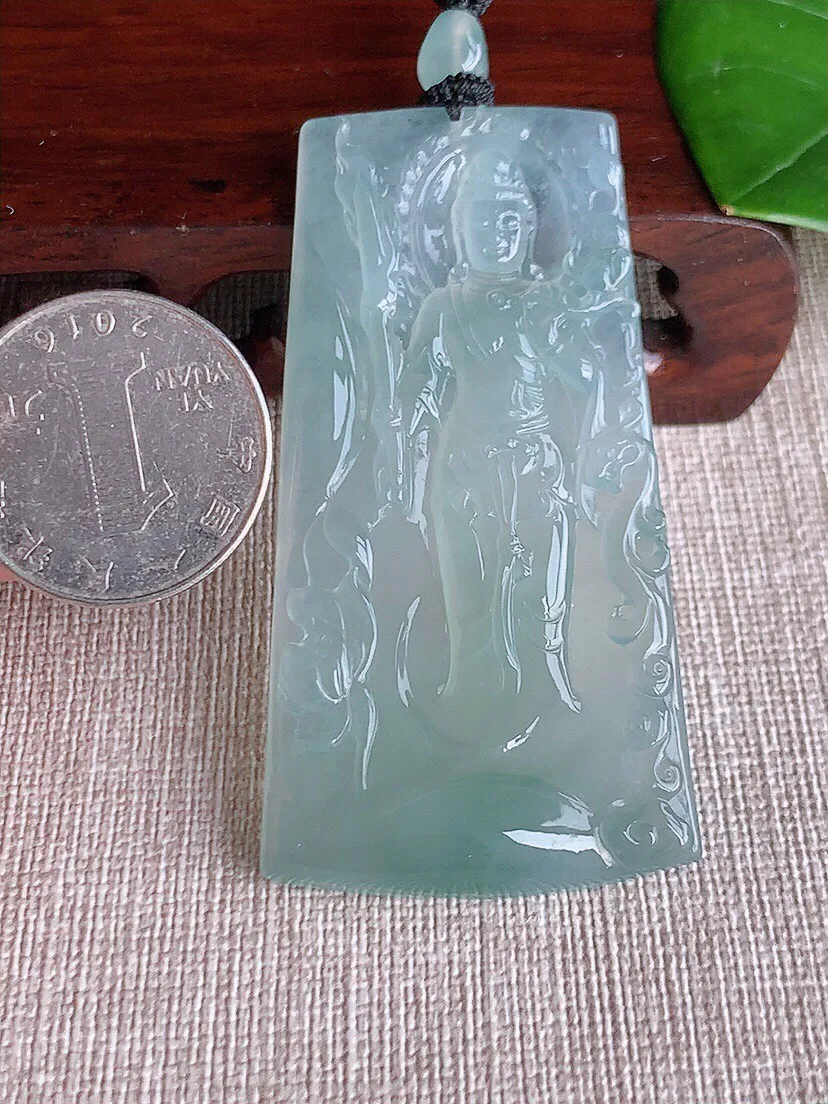 a货翡翠老坑冰种晴水虚空藏菩萨吊坠 尺寸64.3×33×6mm 重量33.48g 0608