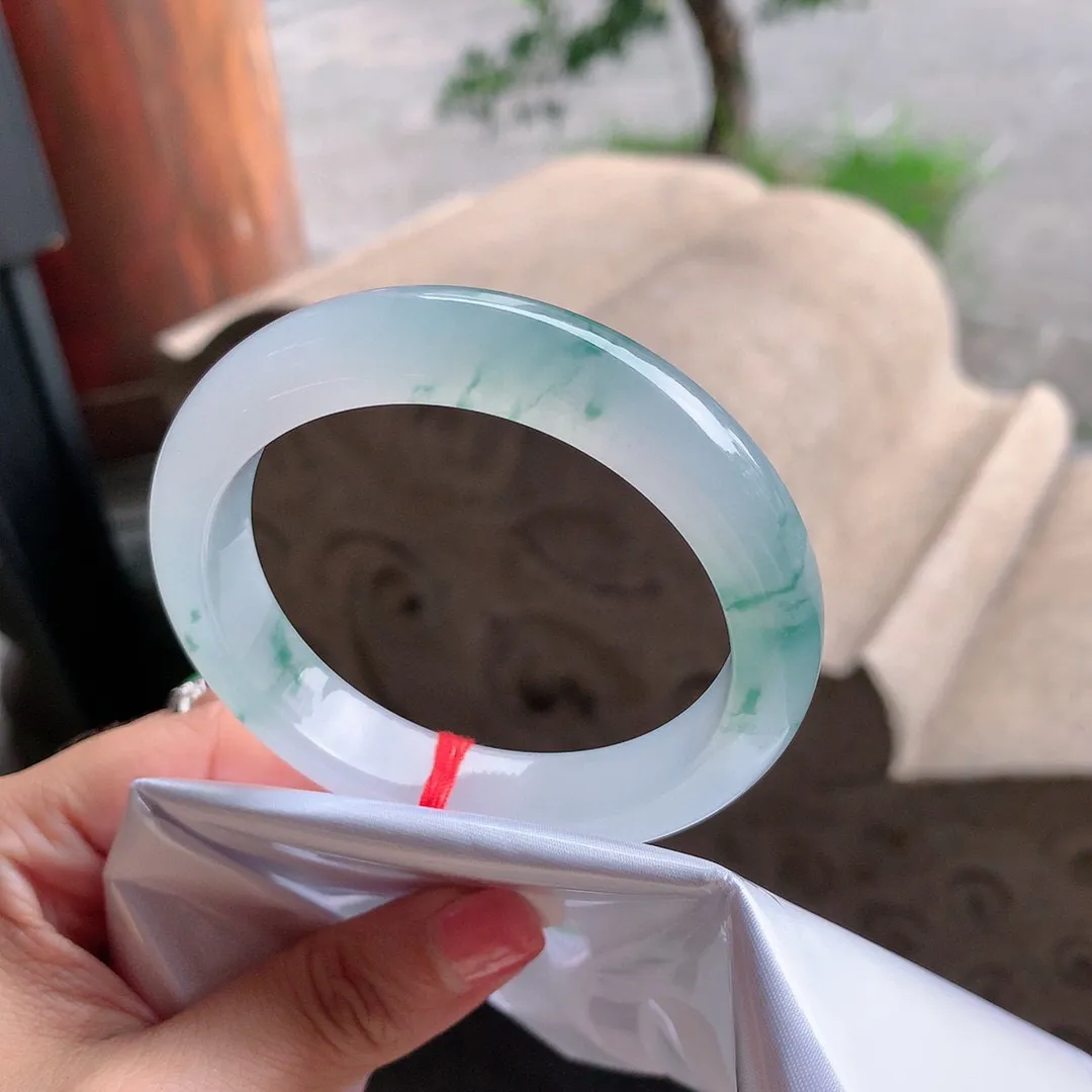 正圈冰玻飘花 无瑕 尺寸:58.8/12.7/9.2 花美 种水好️️