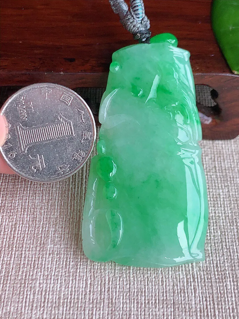 a货翡翠老坑冰种飘绿竹节节节高升吊坠 尺寸58.8×30.3×6.6mm 重量29.74g 0608