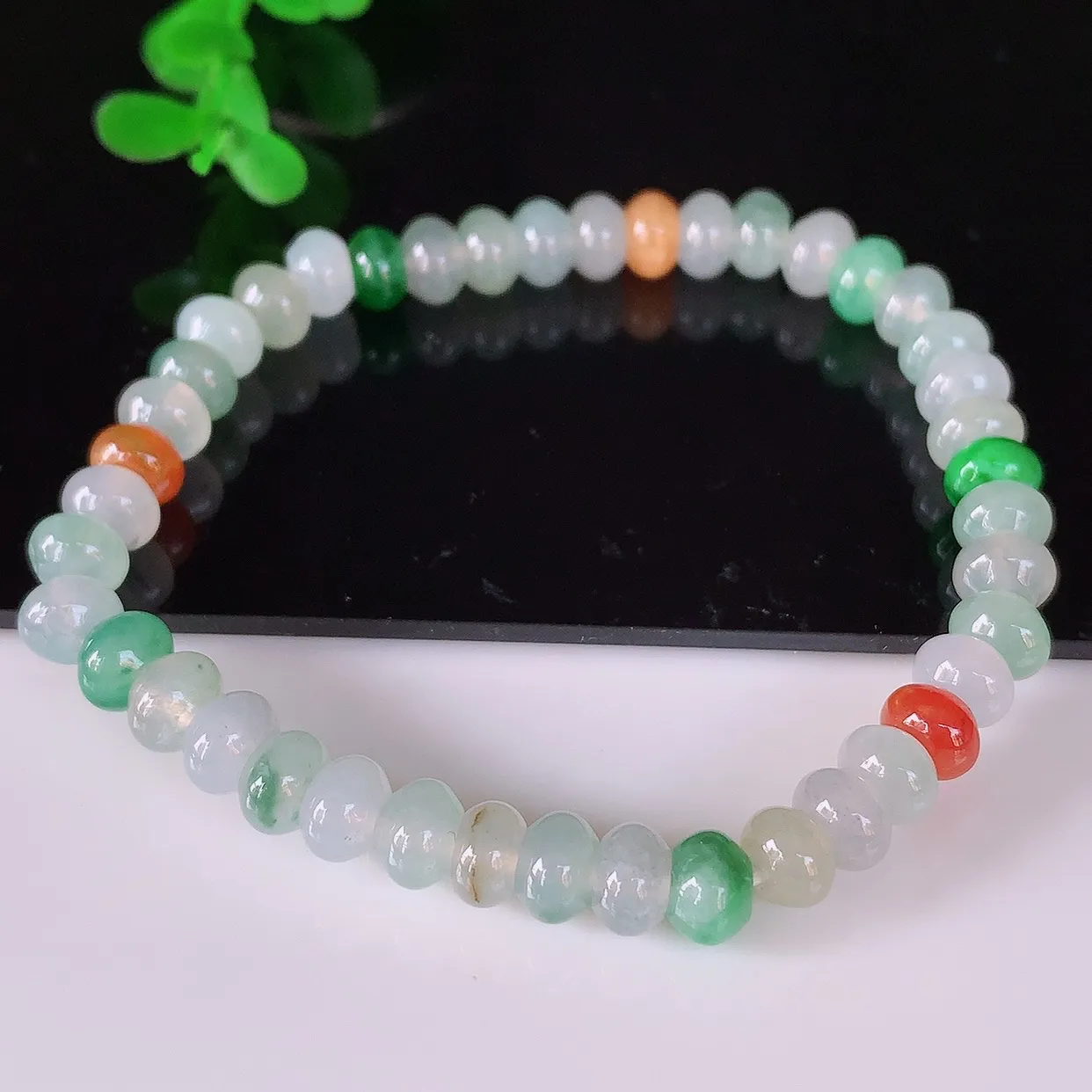 自然光实拍 冰润冰种多彩算盘珠翡翠手串手链 种老水足，冰清玉润  颜色漂亮  #46.7取一尺寸6*4mm