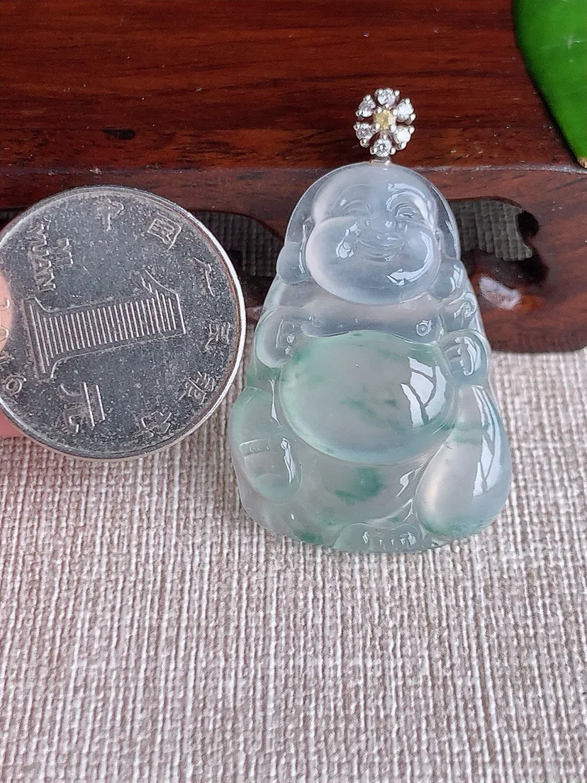 a货翡翠老坑高冰种18K金镶嵌飘花布袋佛吊坠 尺寸41.6×35×25×6.4mm 重量9.60g 0610