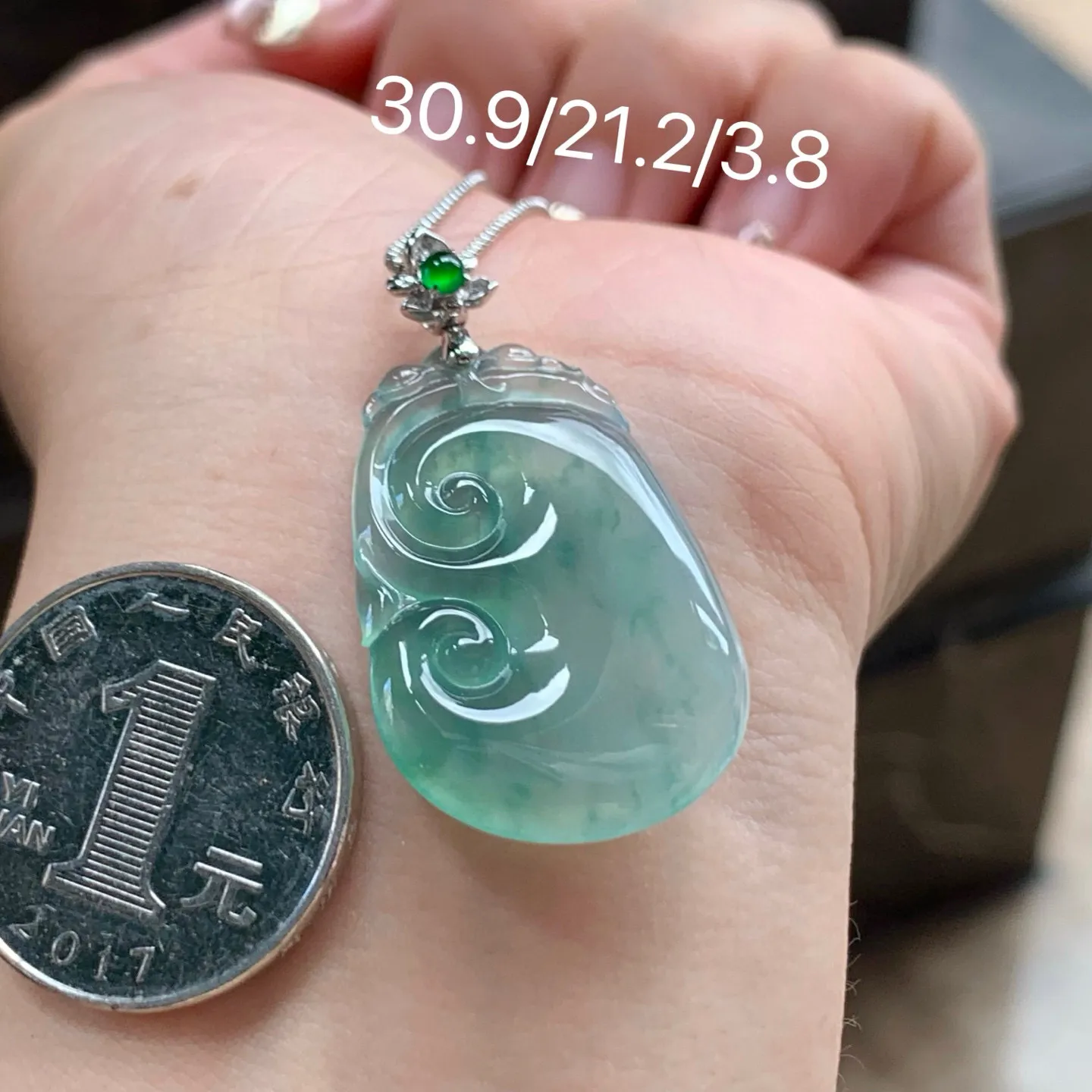 冰种飘花如意
事事如意～