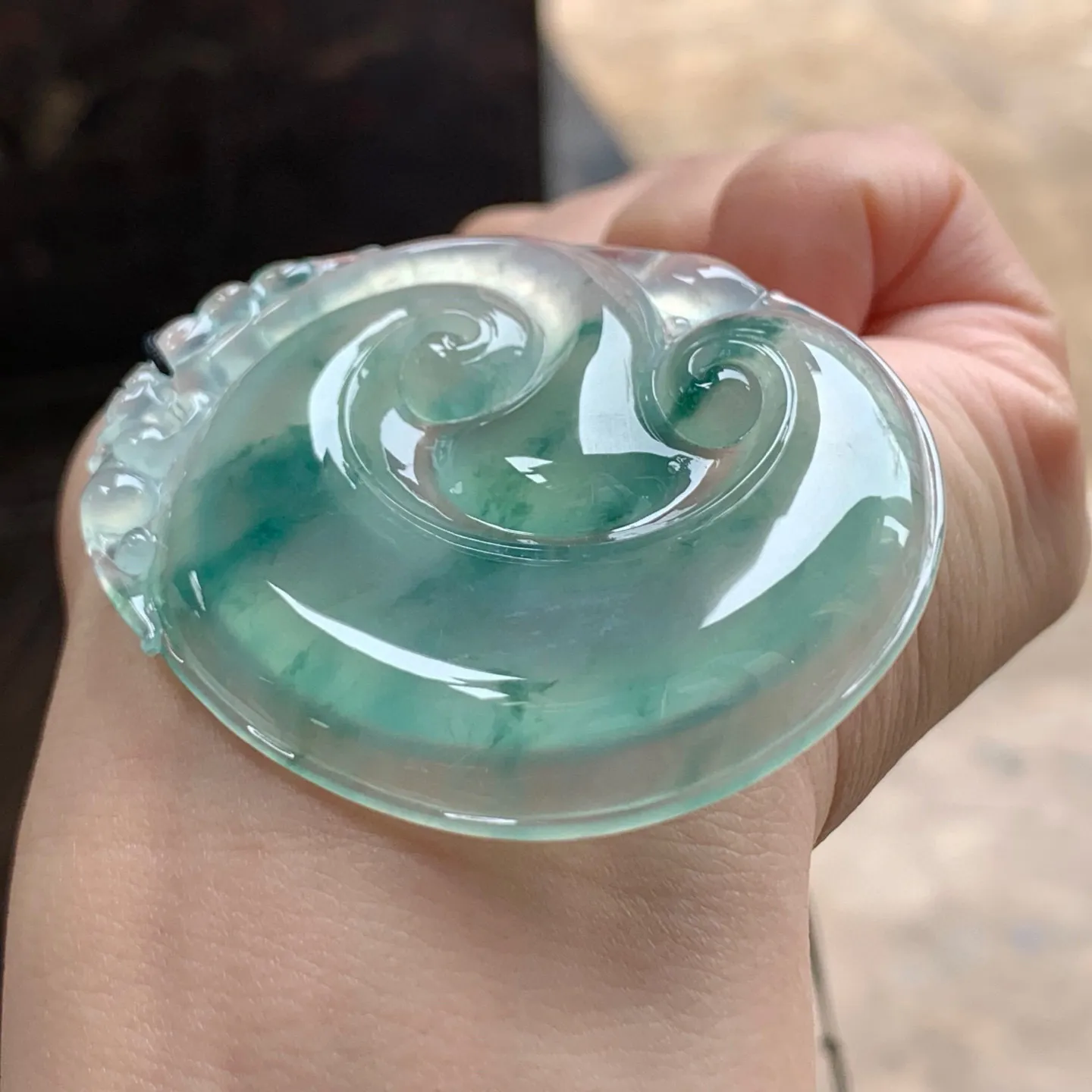 冰晴飘花如意
佩戴大气～