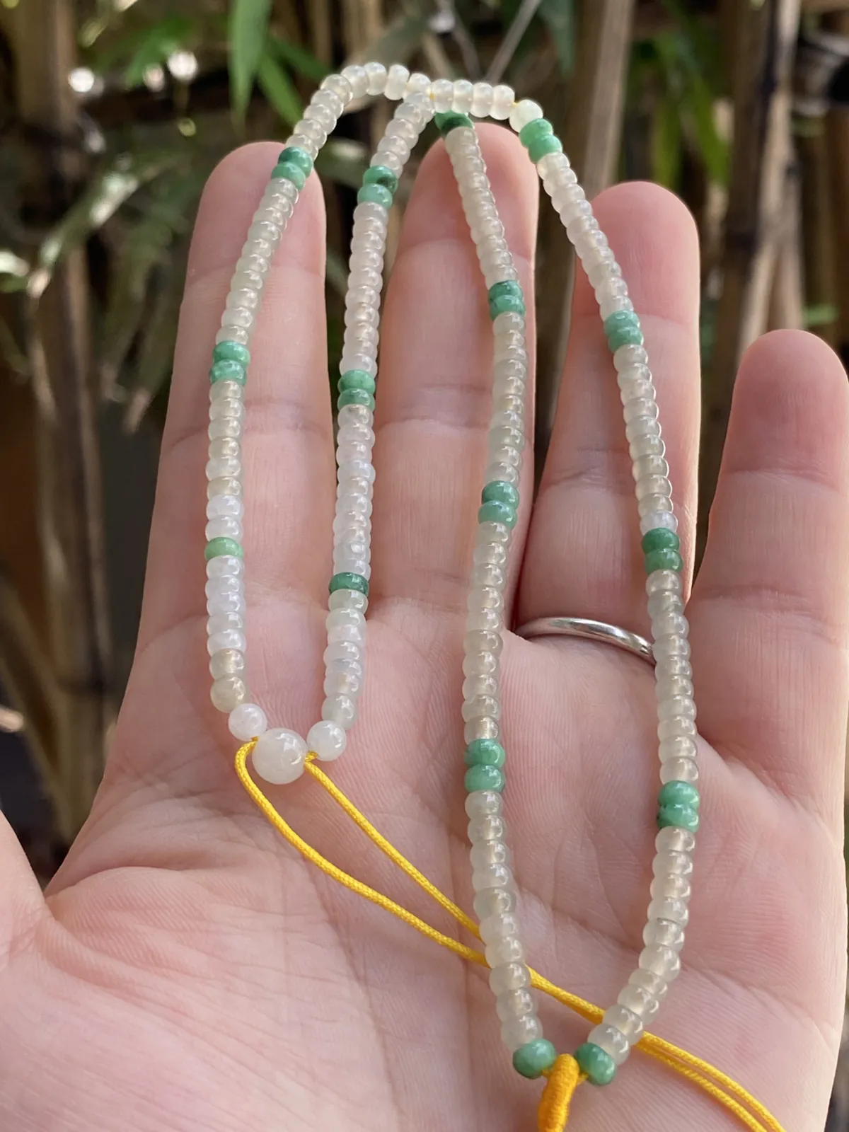 推荐【冰透小算盘🧮珠链】无纹裂，冰透，细腻，起光，种老，算盘珠直径平均4.1*2.5，链子长度22.5