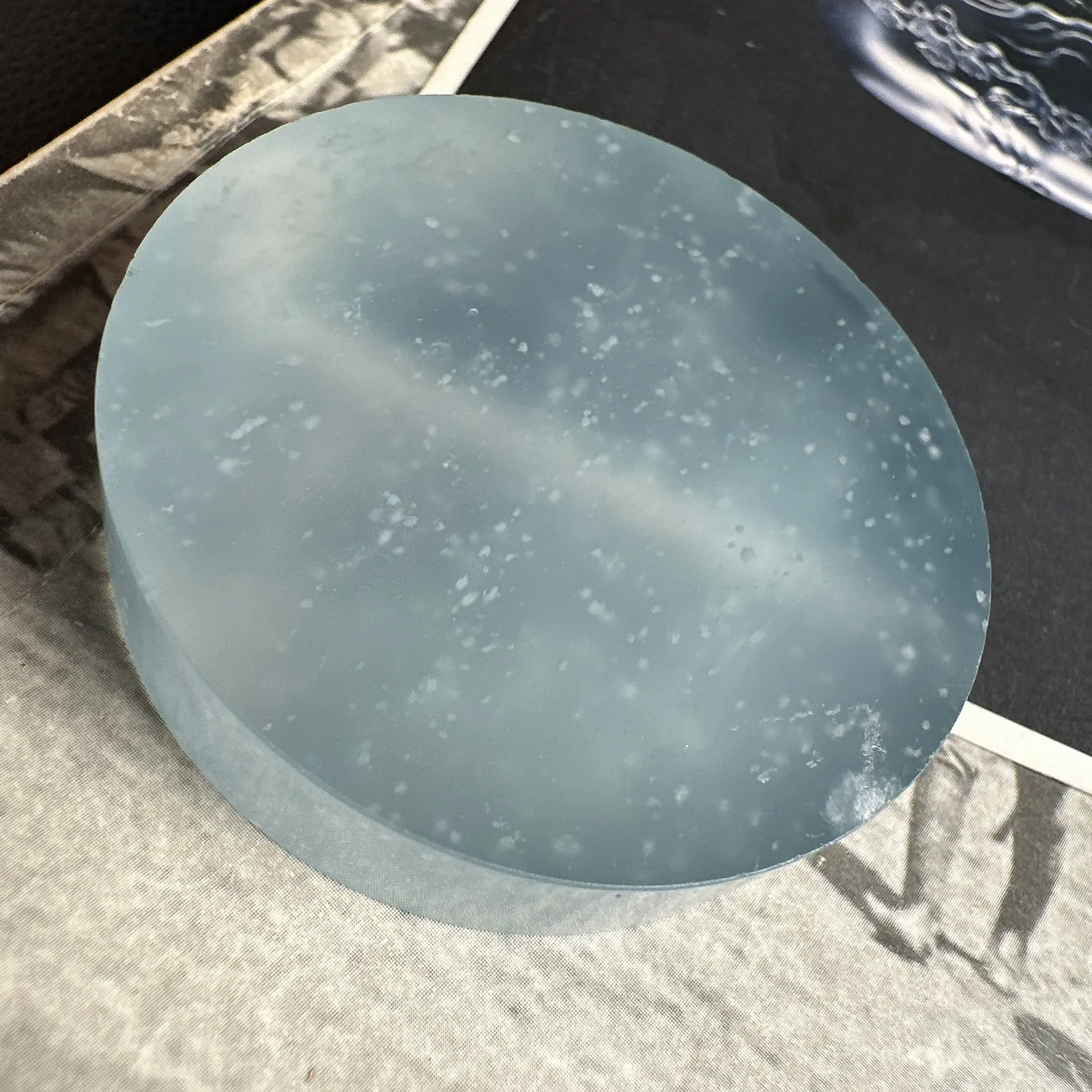 【雪花棉】玻璃种飘雪花棉大手镯心，冰感十足，通透闪亮，老坑料，难得一见的高品质手镯心。