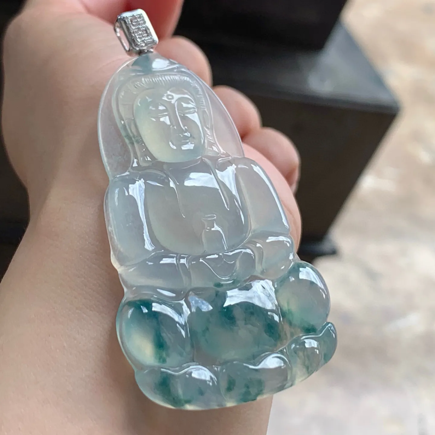 冰种飘花观音
宁静豁达～佩戴大气