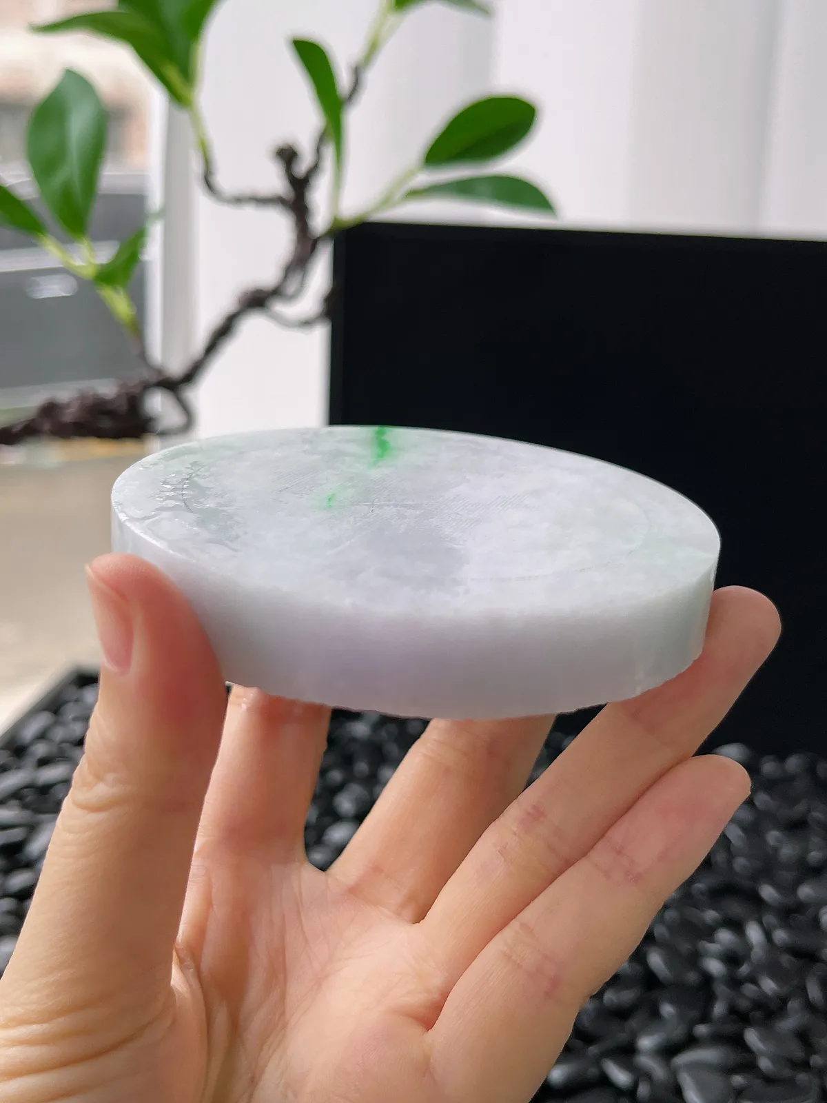 翡翠飘绿镯饼，⭕️正圈最大做62，圆条最大做58