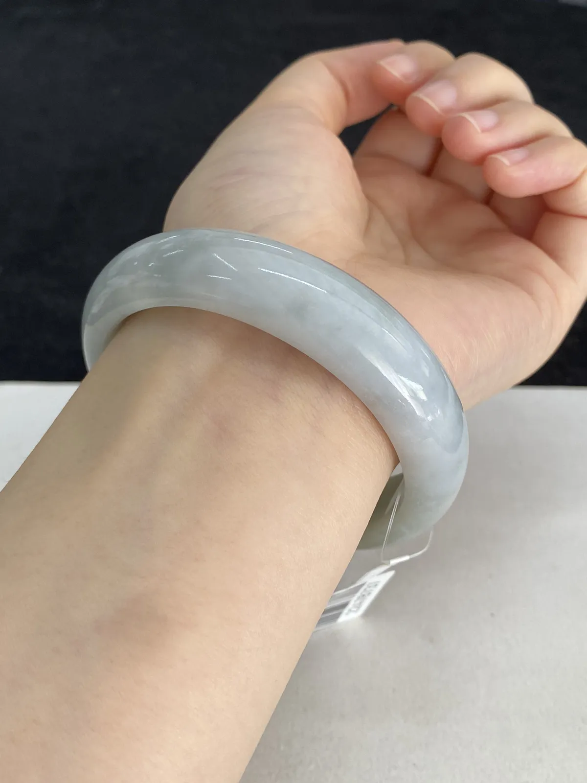 正圈57圈口，翡翠手镯