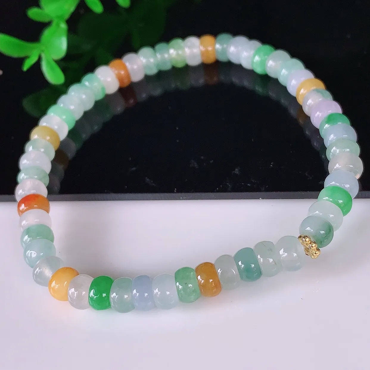 自然光实拍，冰润冰种多彩算盘珠翡翠手串手链，种老水足，冰清玉润  颜色漂亮  #46.10取一尺寸5.3*3mm