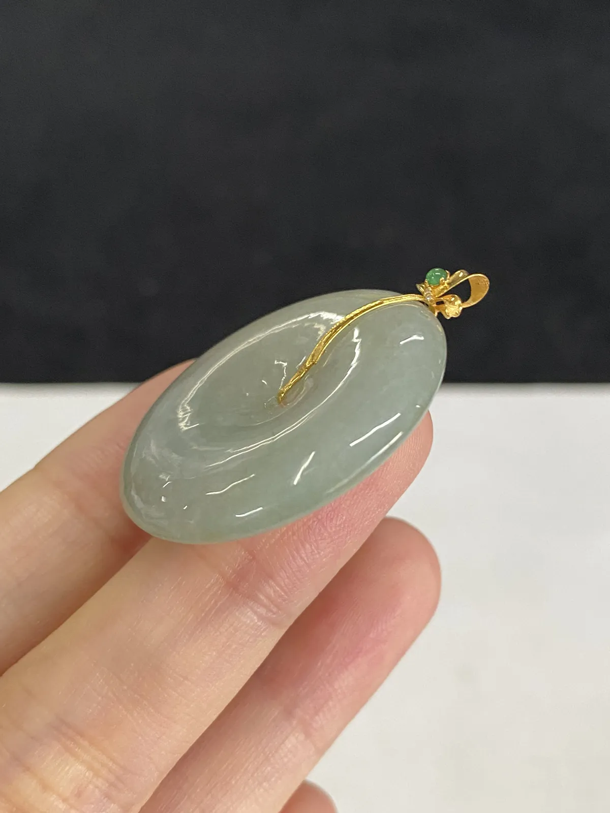 翡翠平安扣，印记：G18K,伴钻石