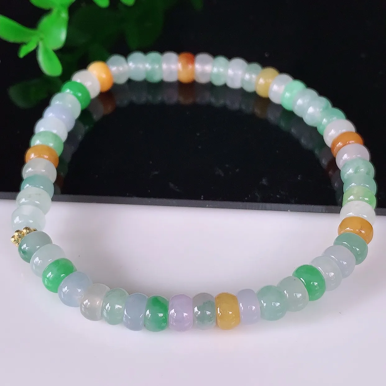 自然光实拍，冰润冰种多彩算盘珠翡翠手串手链，种老水足，冰清玉润  颜色漂亮  #46.10取一尺寸5.3*3mm