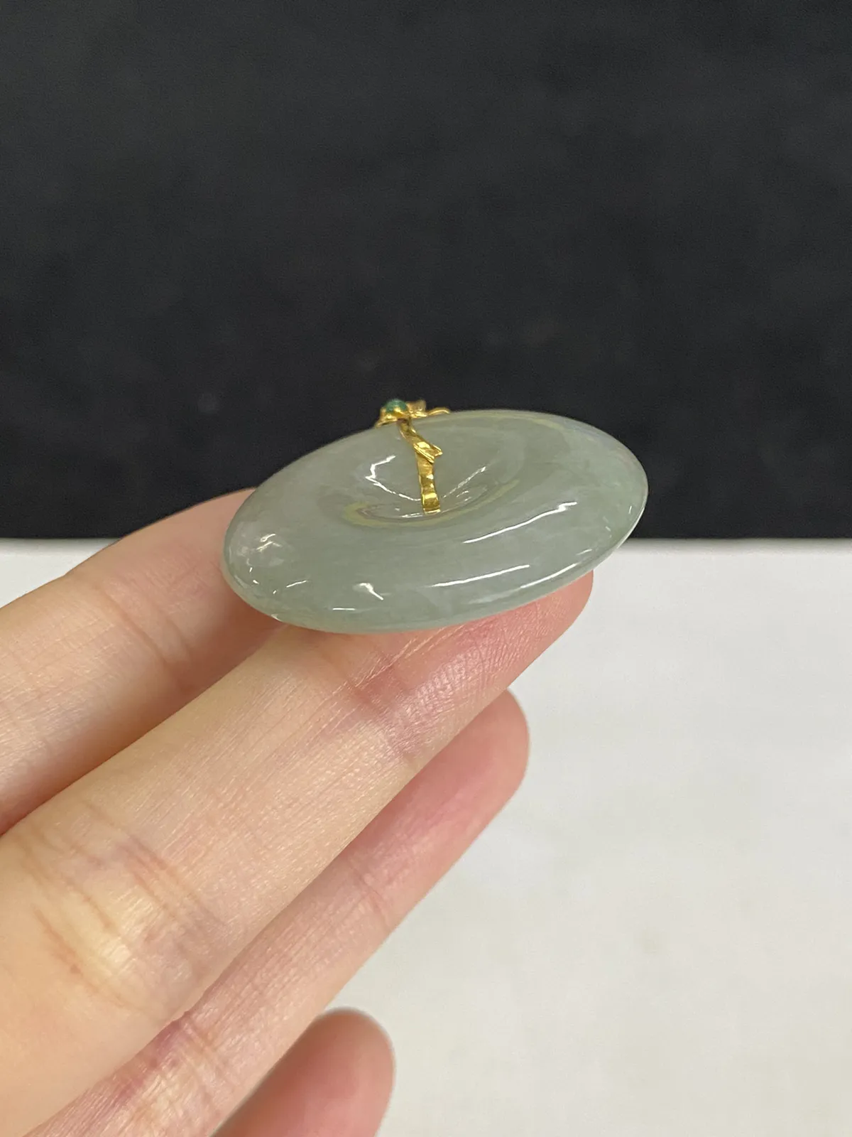 翡翠平安扣，印记：G18K,伴钻石