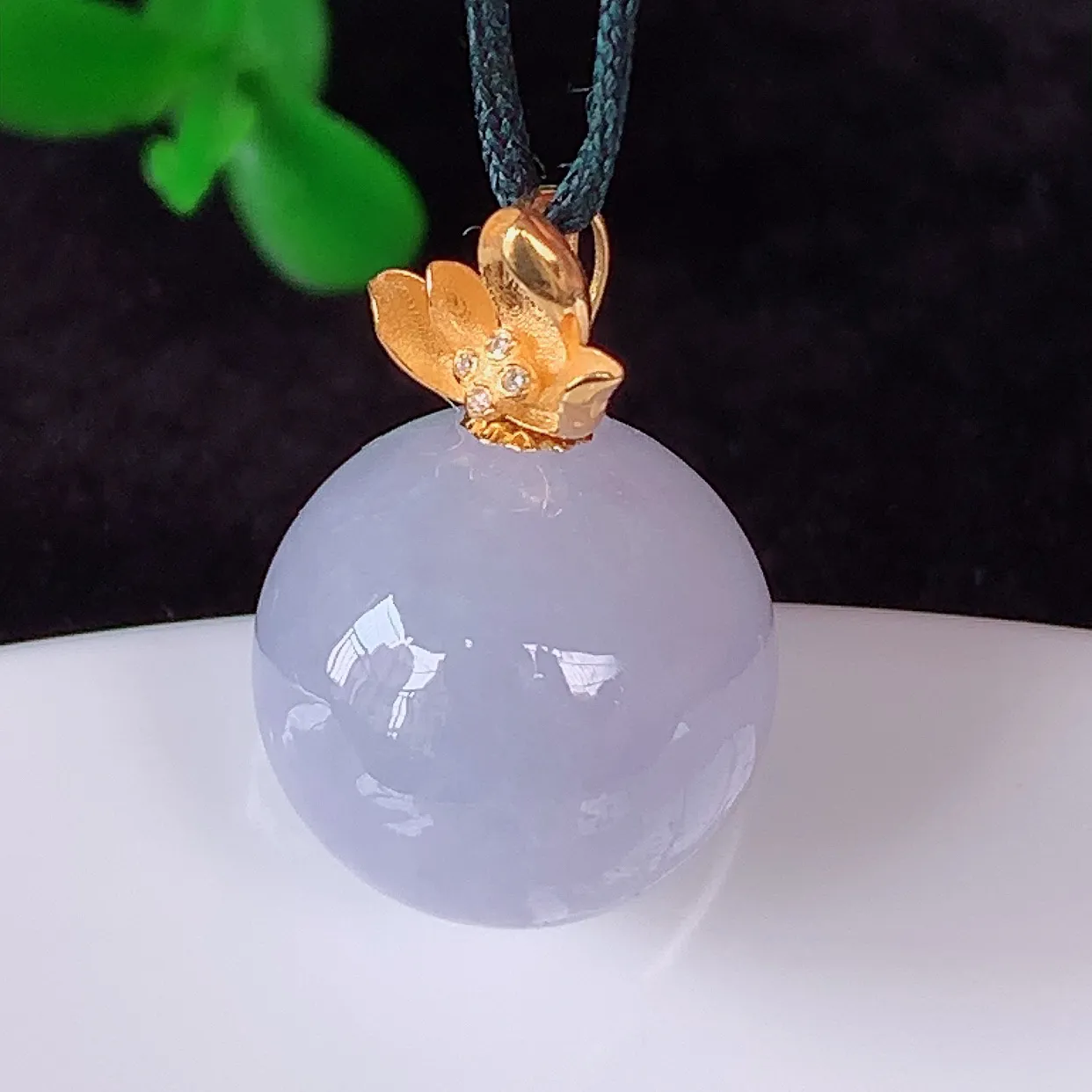 自然光实拍，18k金镶嵌冰润冰糯种紫罗兰翡翠转运珠圆珠吊坠，沁人心脾，精致典雅的设计，为佩戴者，增添色彩，送礼自留都是佳品选择！#1.10整体19*裸石12.6