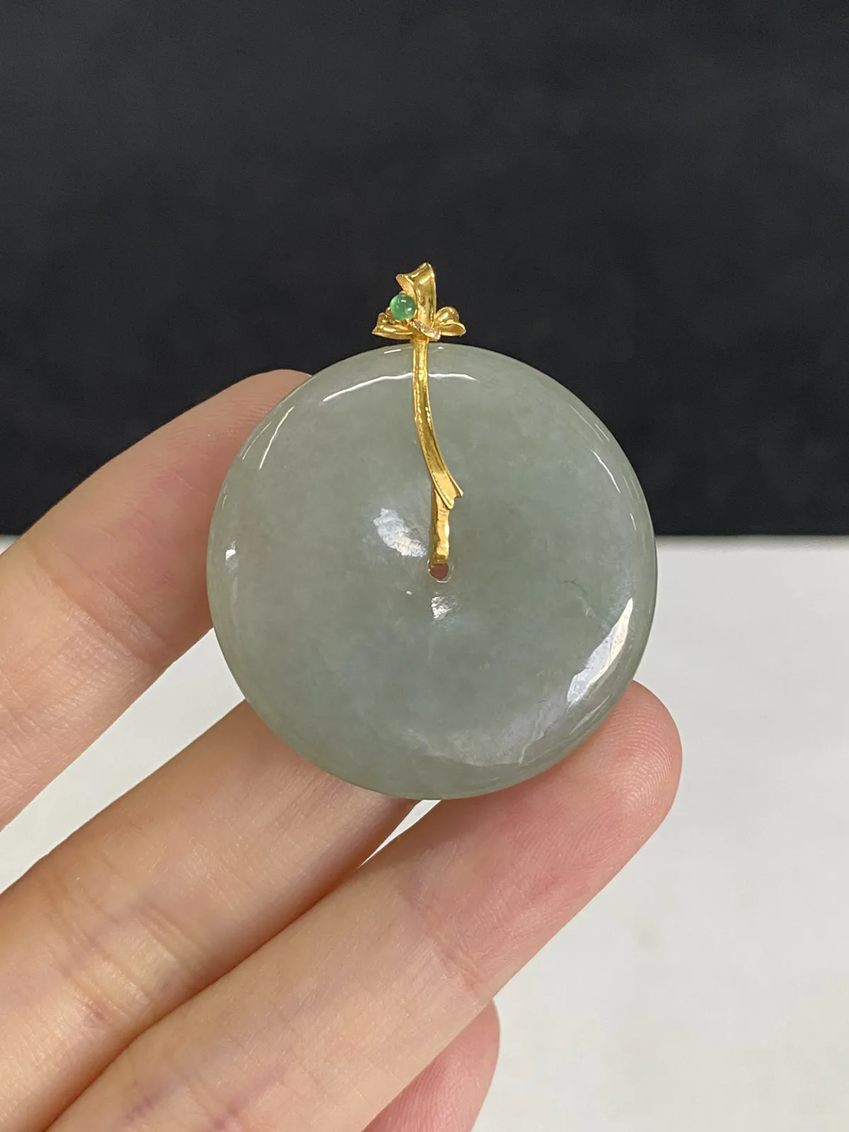 翡翠平安扣，印记：G18K,伴钻石