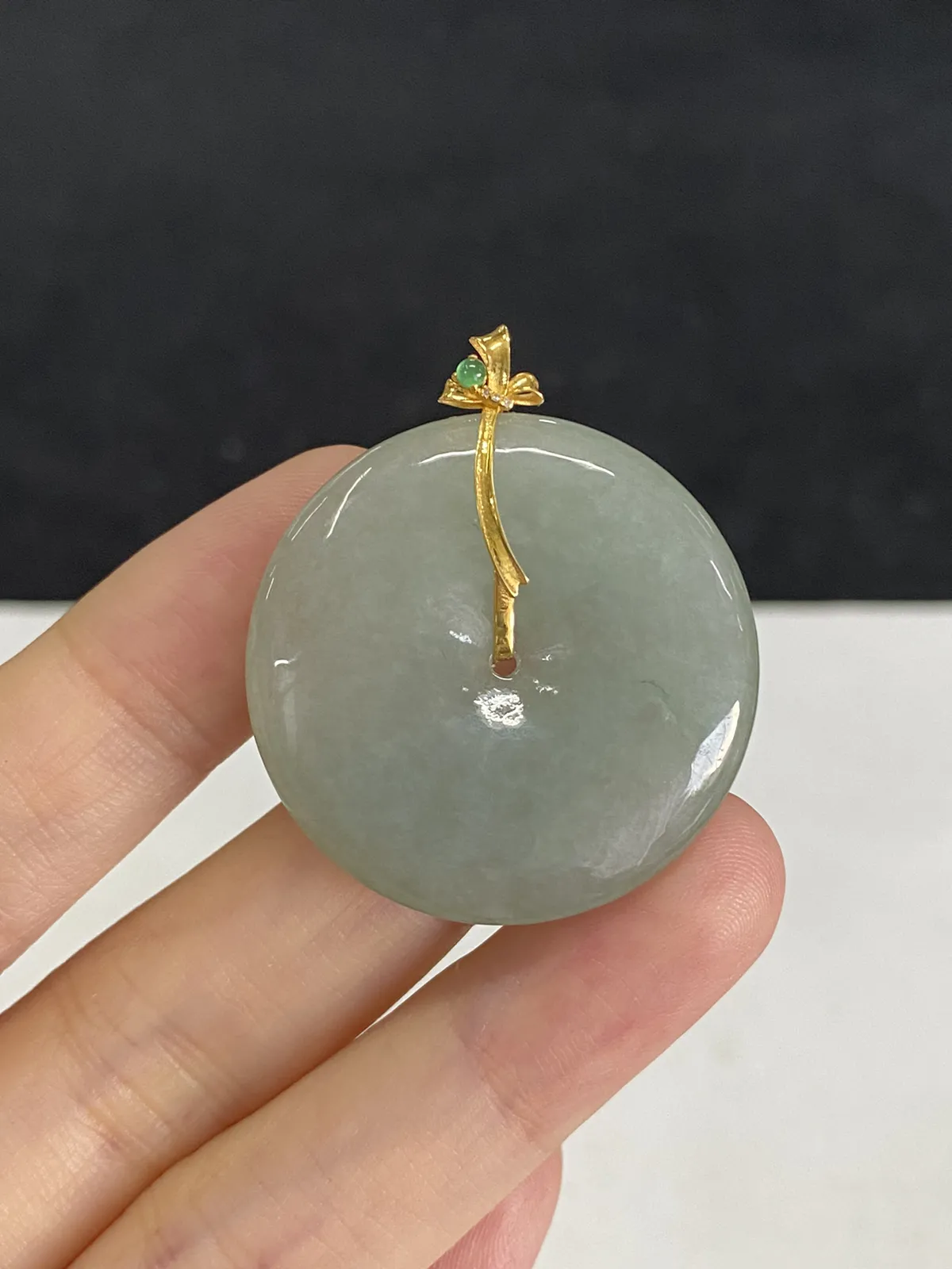 翡翠平安扣，印记：G18K,伴钻石