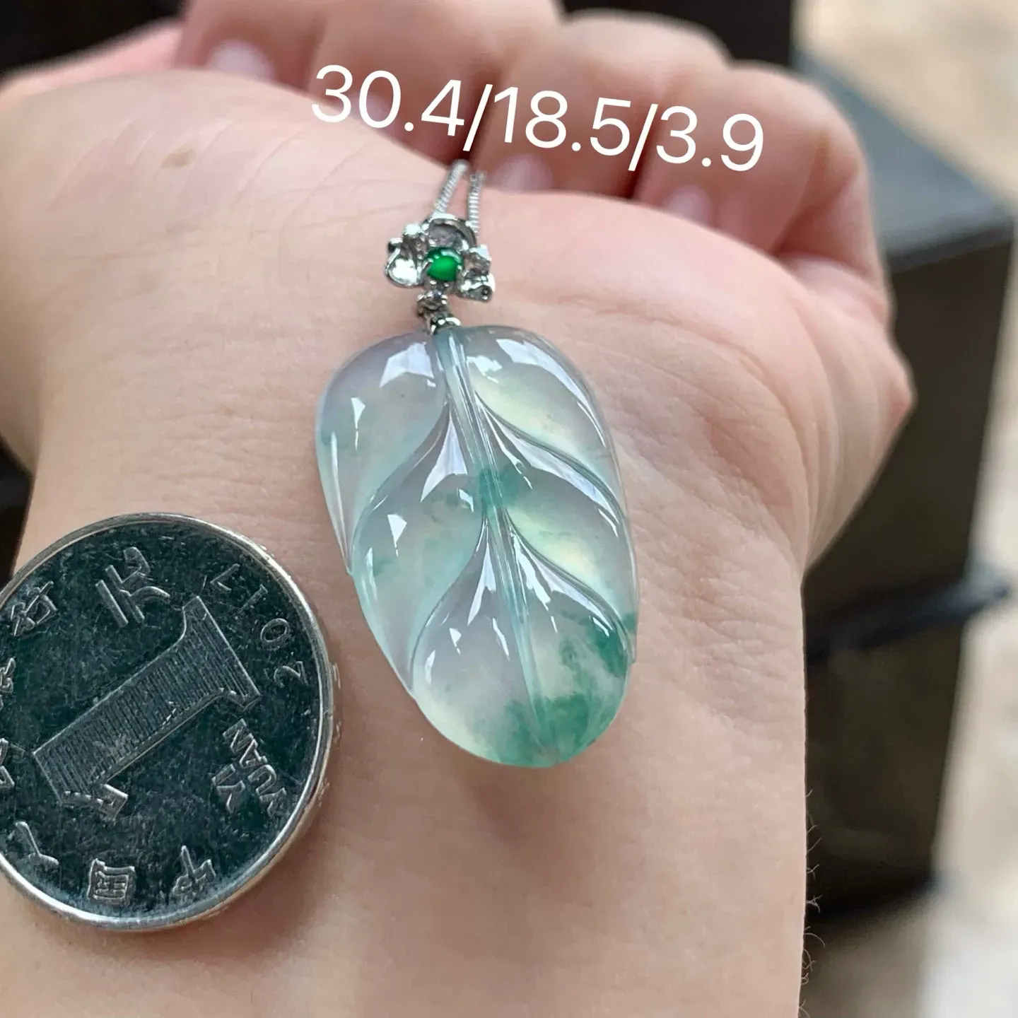 冰种飘花玉叶
金枝玉叶～