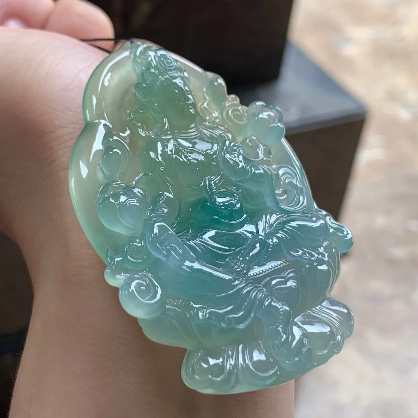 冰种度母
底色漂亮 大气