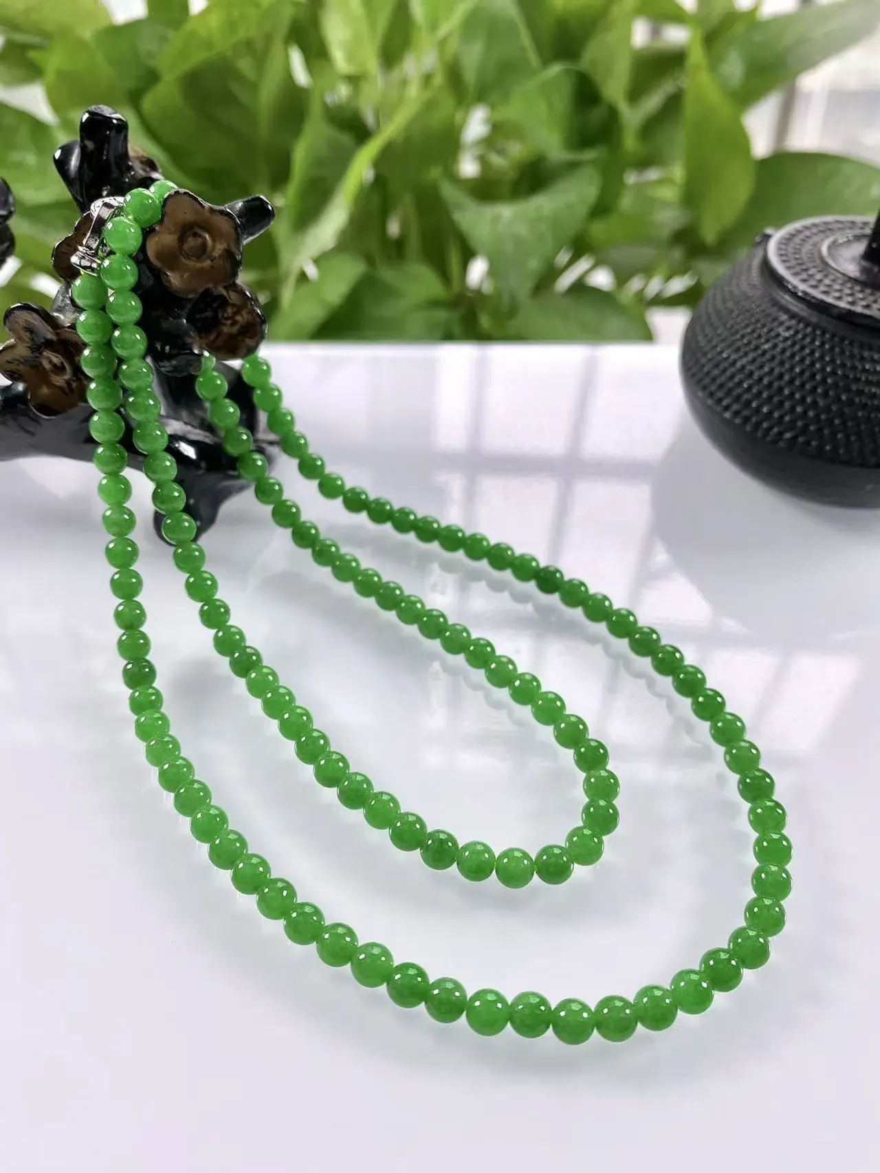收藏级别，缅甸天然翡翠A货，卡5冰种起胶满绿浓阳绿圆珠项链手链，尺寸：5mm/126颗，长度610mm，重量：26.78g