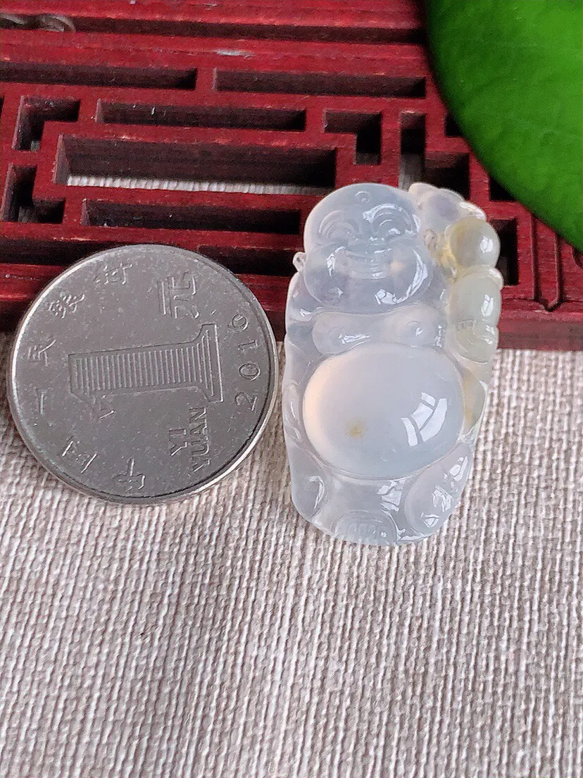 a货翡翠老坑冰种飘黄翡逍遥佛吊坠 尺寸34×19.4×7.4mm 重量7.96g 0612