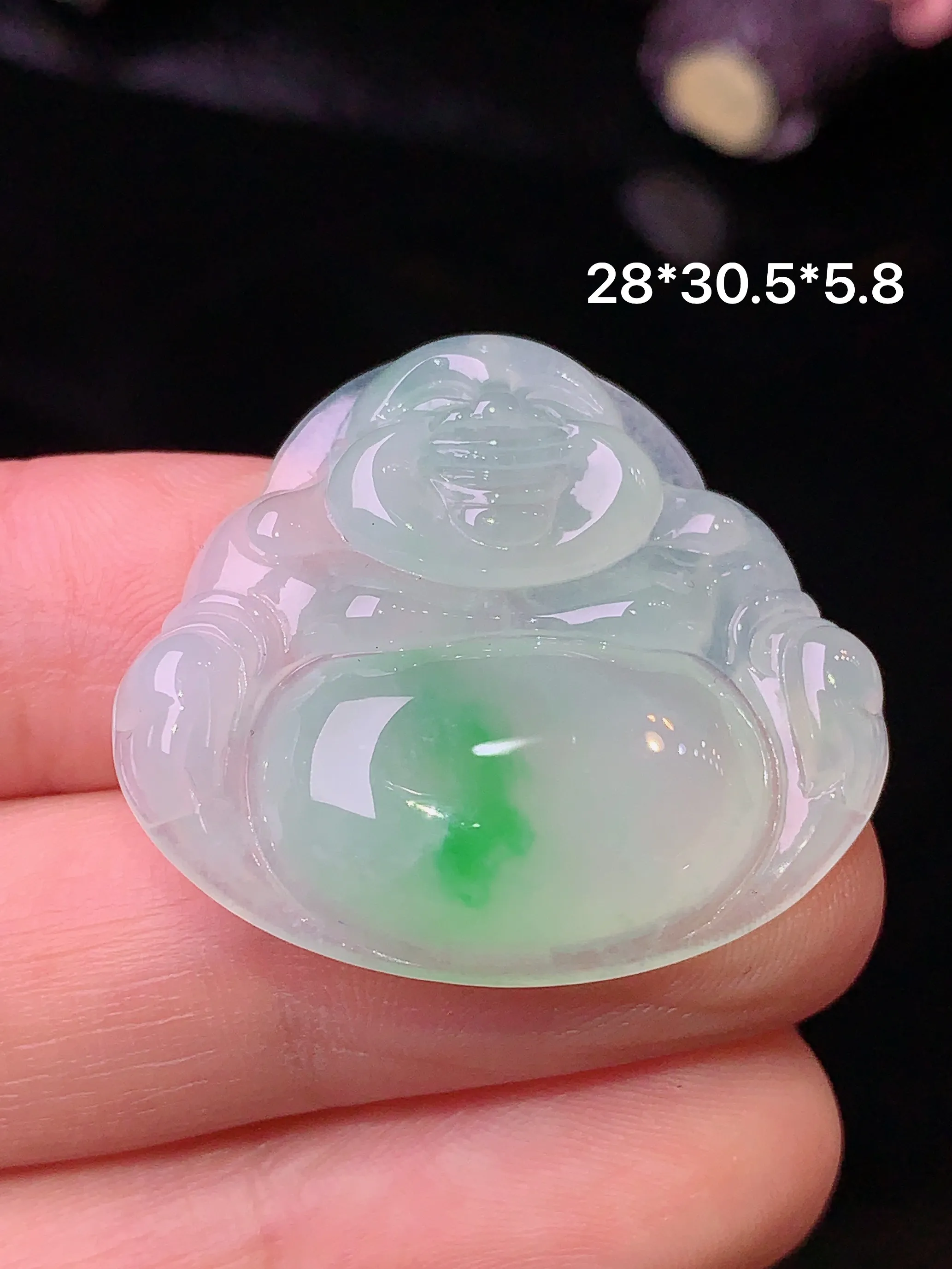 飘绿佛公吊坠 玉质细腻 水润亮眼  整体尺寸28*30.5*5.8