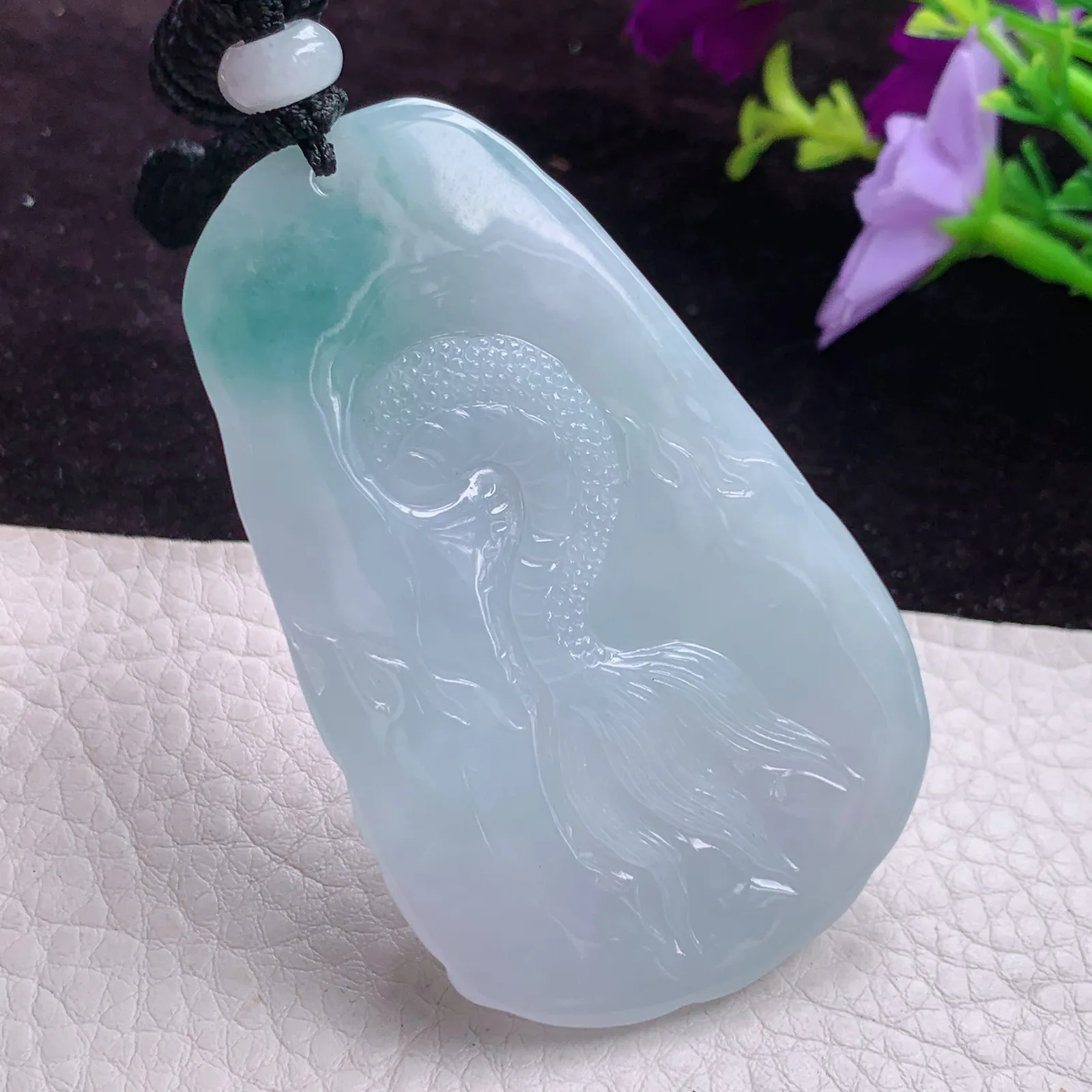 mut实拍69*42.8*11.8老坑精雕胶感霸气龙牌玉吊坠 翡翠龙行天下玉挂件