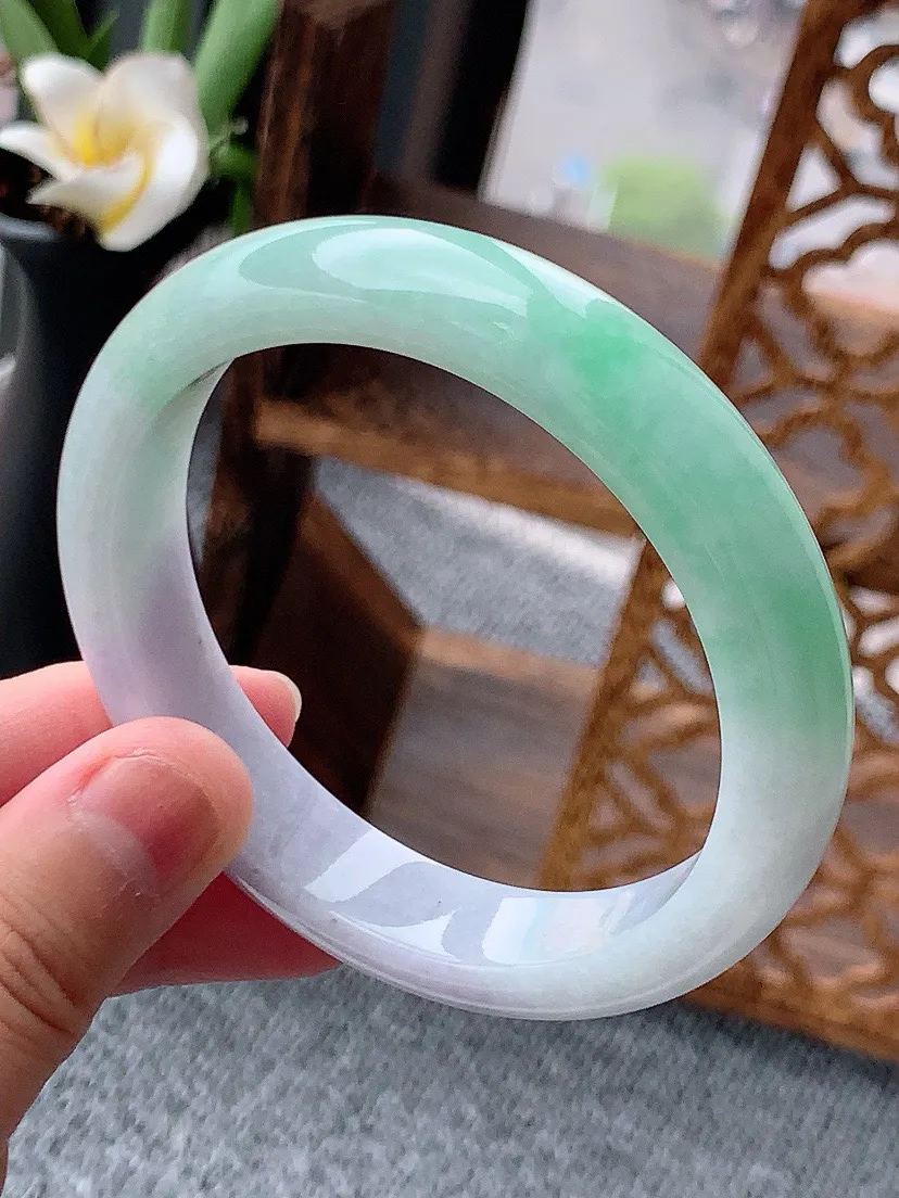 a货翡翠老坑春彩紫罗兰飘绿正装正圈手镯57-58圈口 尺寸57×12×8mm 重量57.16g 06