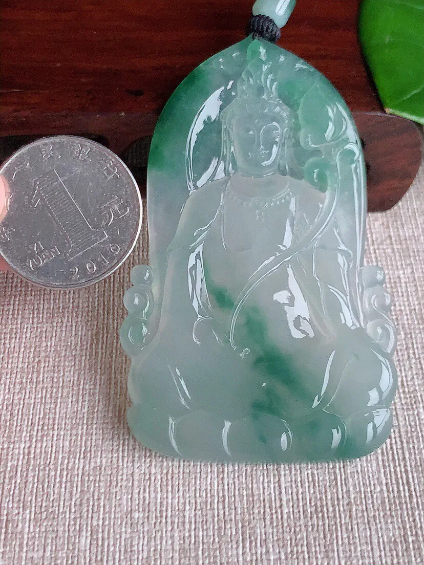 a货翡翠老坑冰种飘花大势至菩萨吊坠 尺寸69.4×43.2×5mm 重量38.47g 0613
