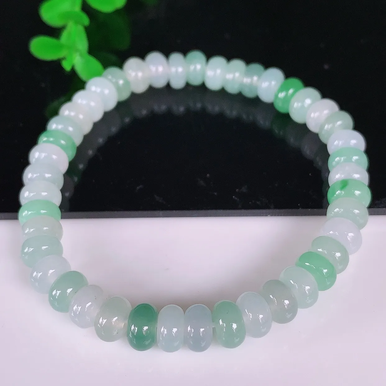 自然光实拍，冰润冰种双彩算盘珠翡翠手串手链，种老水足，冰清玉润  颜色漂亮  #46.12取一尺寸6