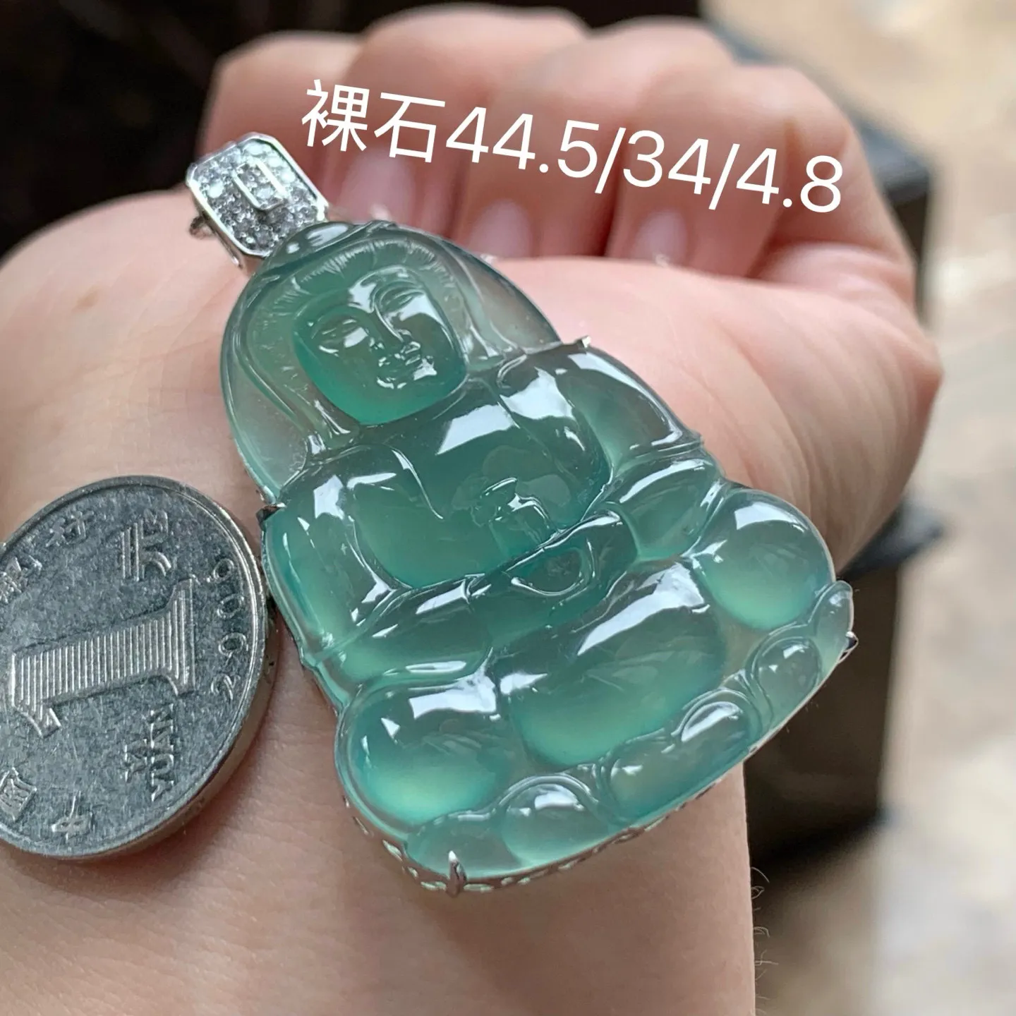 冰种蓝晴观音
真金镶嵌 精致