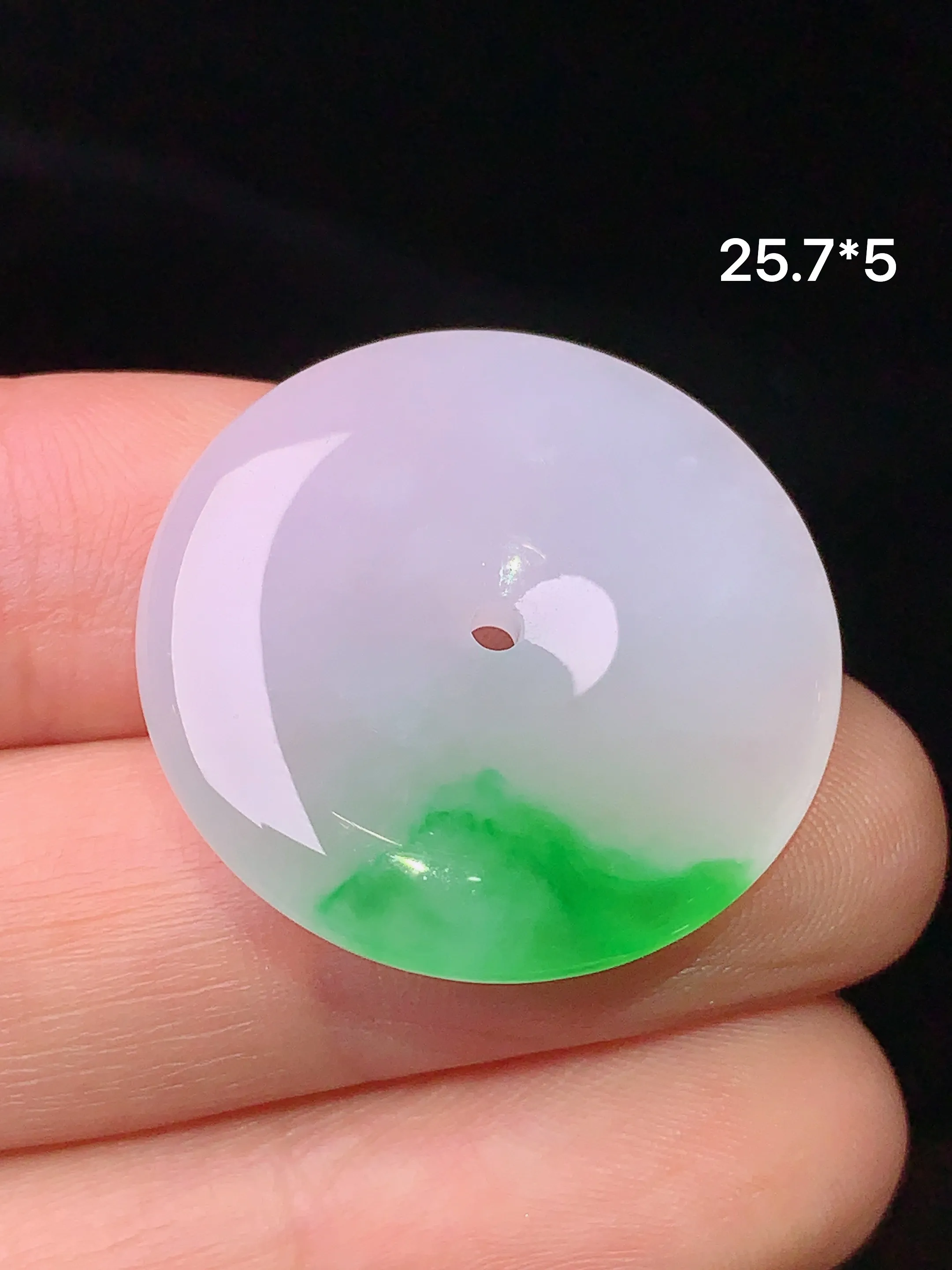 飘绿平安扣吊坠 玉质细腻 水润亮眼  整体尺寸25.7*5
