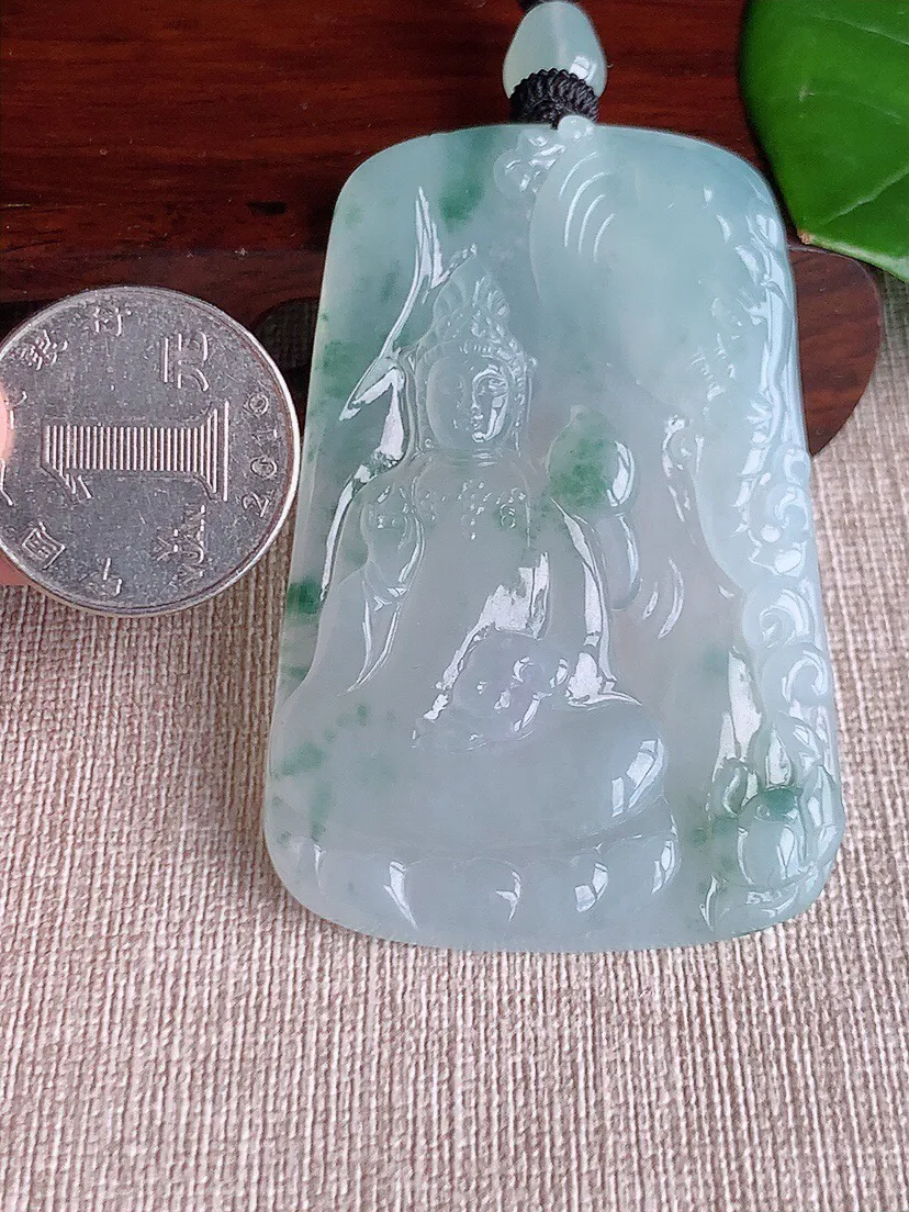 a货翡翠老坑冰种飘花普贤菩萨吊坠，尺寸64.6×42×6mm 重量43.96g 0613