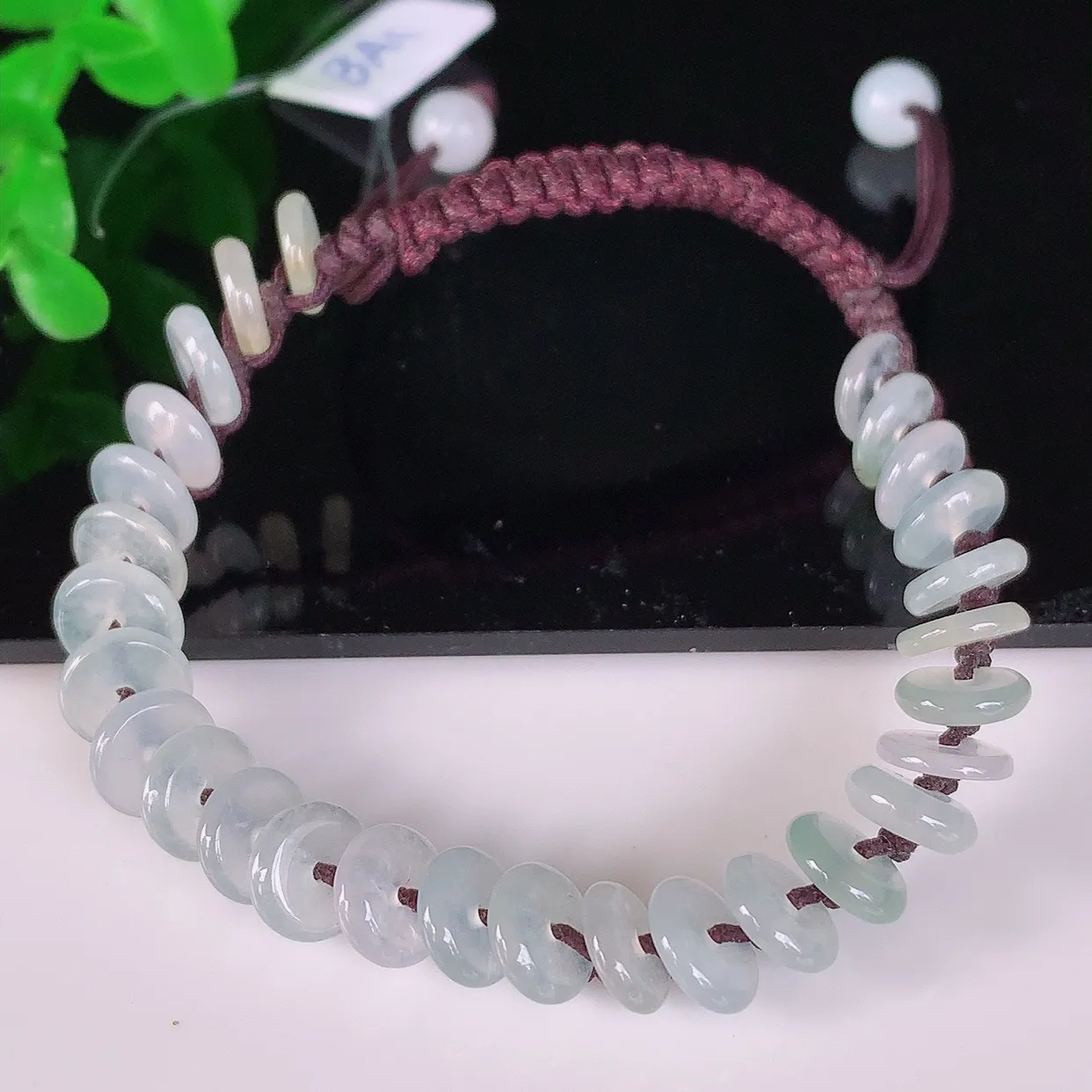 自然光实拍，冰润冰种翡翠平安扣手串手链，种老水足，冰清玉润  颜色漂亮  #49.12取一尺寸6.6