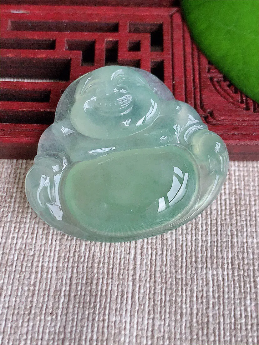 a货翡翠老坑冰种晴水佛公吊坠 尺寸31×35×6mm 重量10.00g 0613
