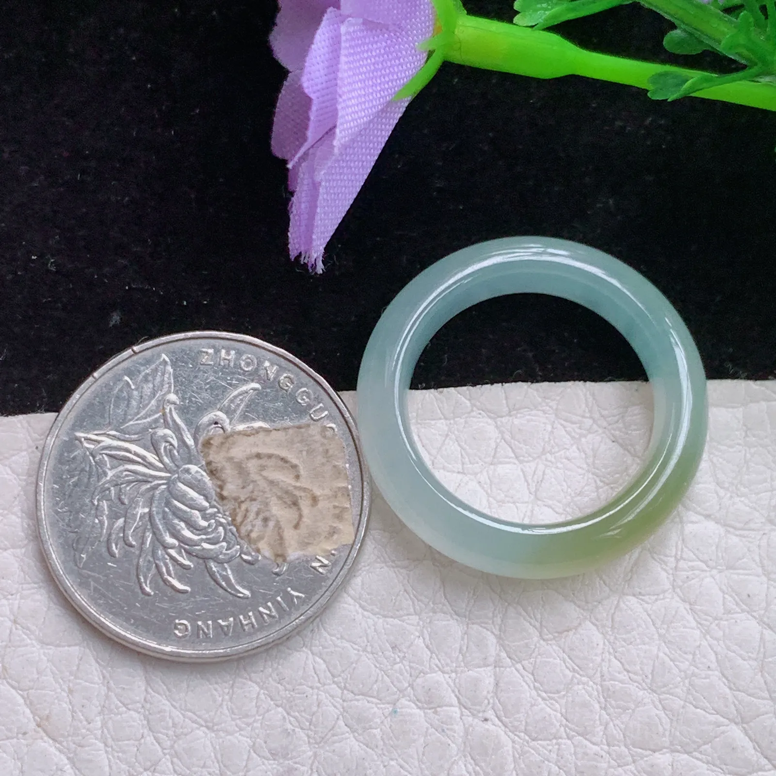lz实拍18.5*6*4缅甸翡翠A货冰双彩招财18.5内径指环 玉戒指