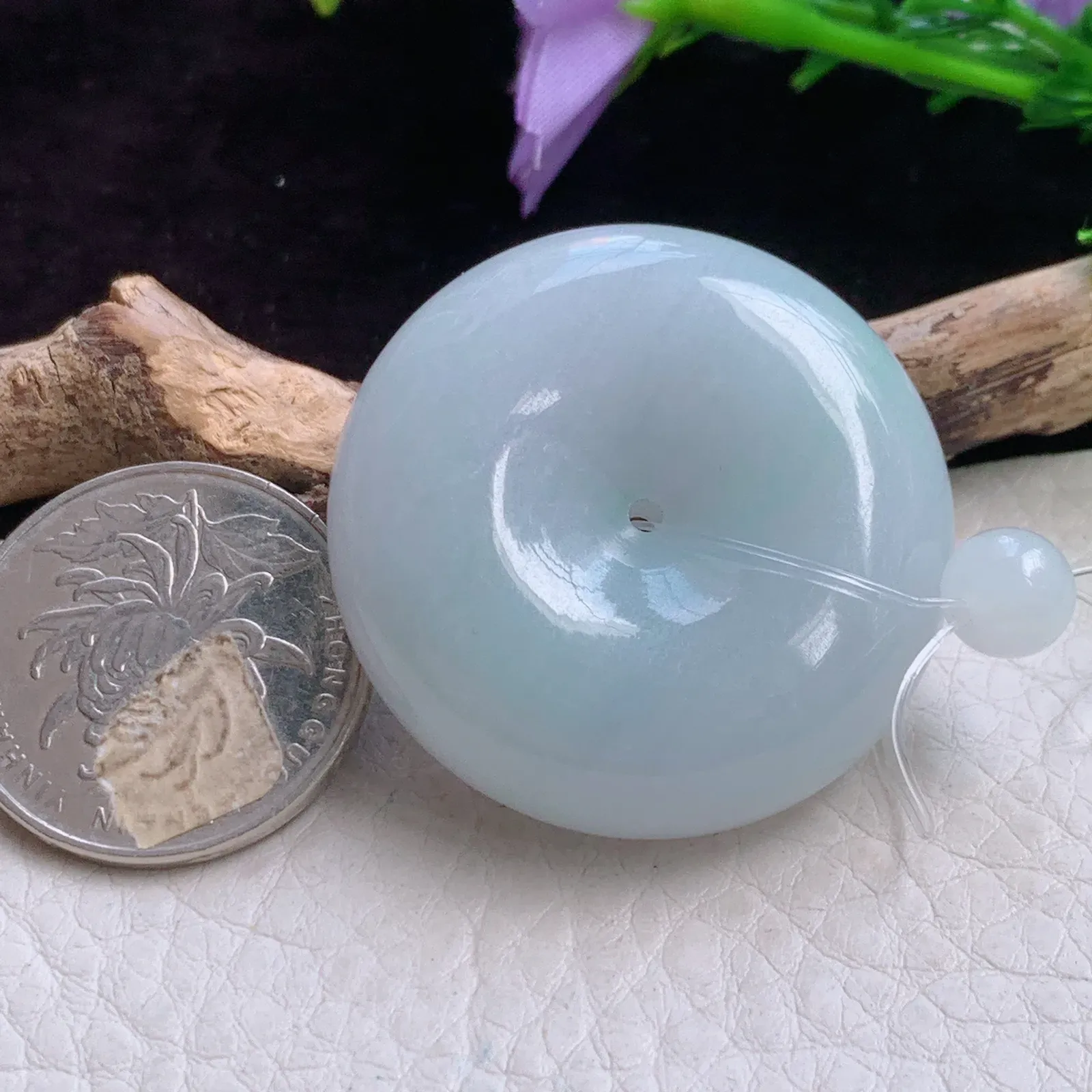 lz实拍36.5*12.2老坑精雕翡翠饱满淡雅平安扣 玉扣玉吊坠 玉挂件