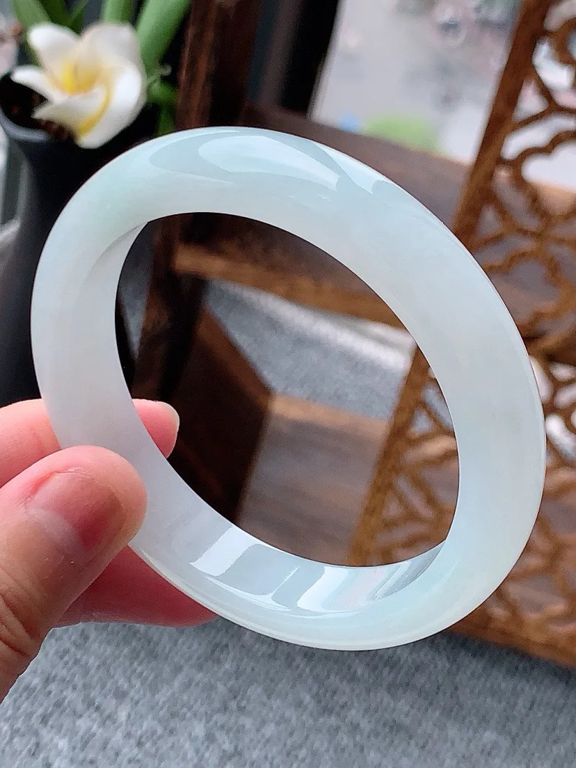 a货翡翠老坑冰种白月光正装正圈手镯56-57圈口 尺寸56×12×8mm 重量55.94g 0613