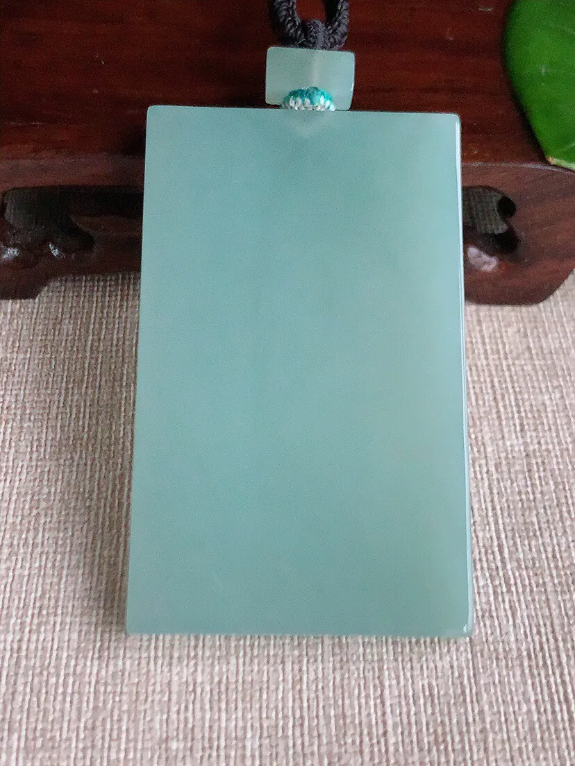 a货翡翠老坑冰种晴底仿古无事牌吊坠 尺寸60.3×36.4×5.3mm 重量44.05g 0614