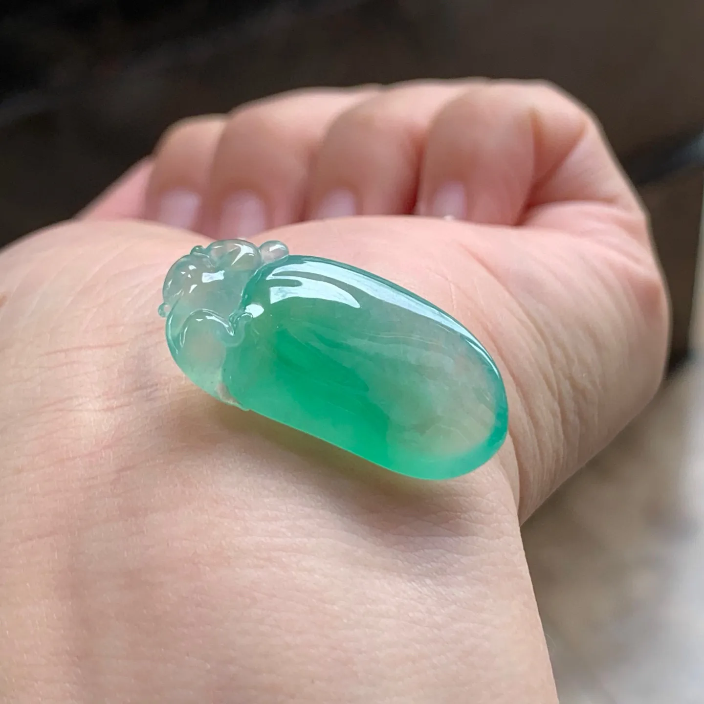 冰种甜绿福瓜
颜色漂亮 种好水足