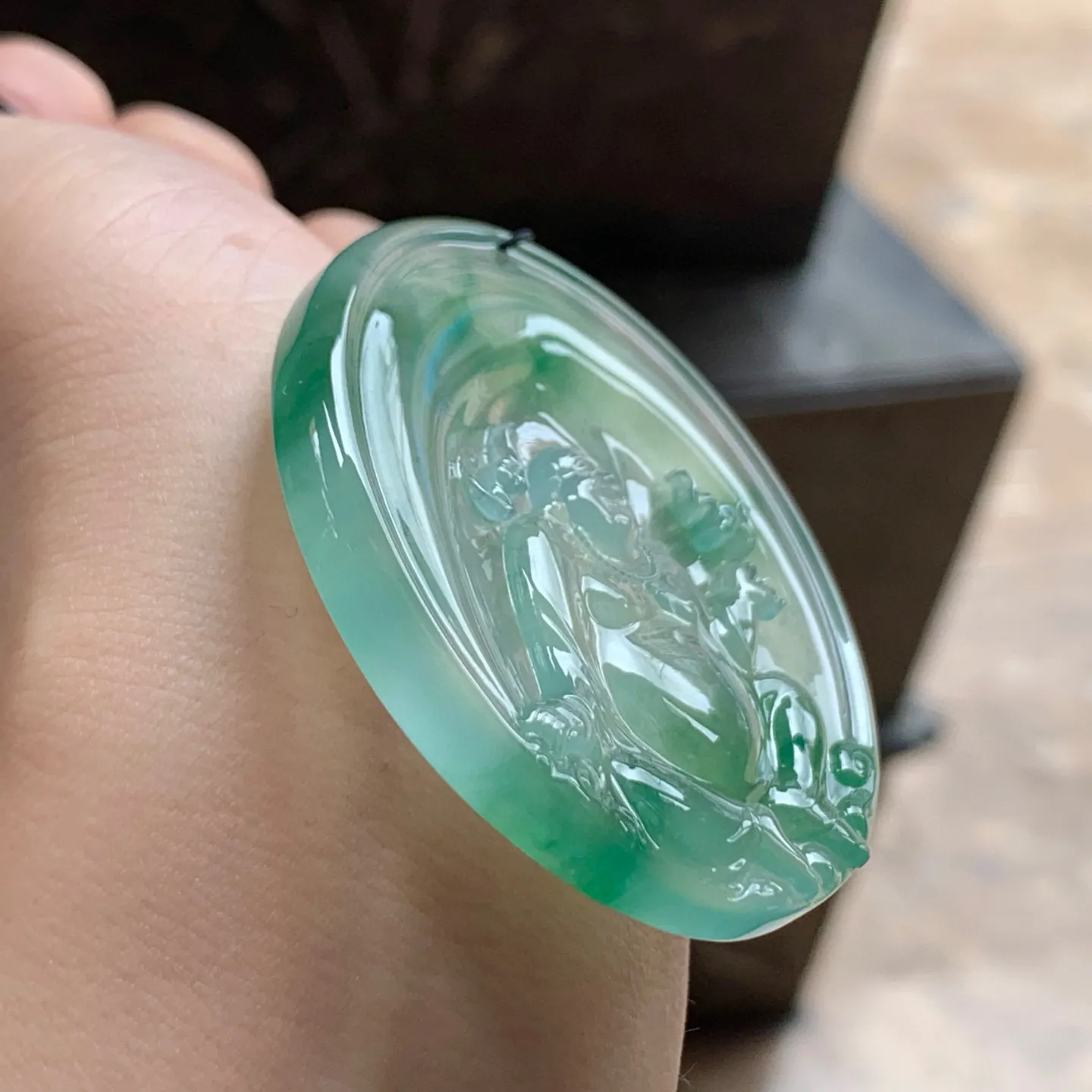 冰种色花逍遥佛
种好水足 大气