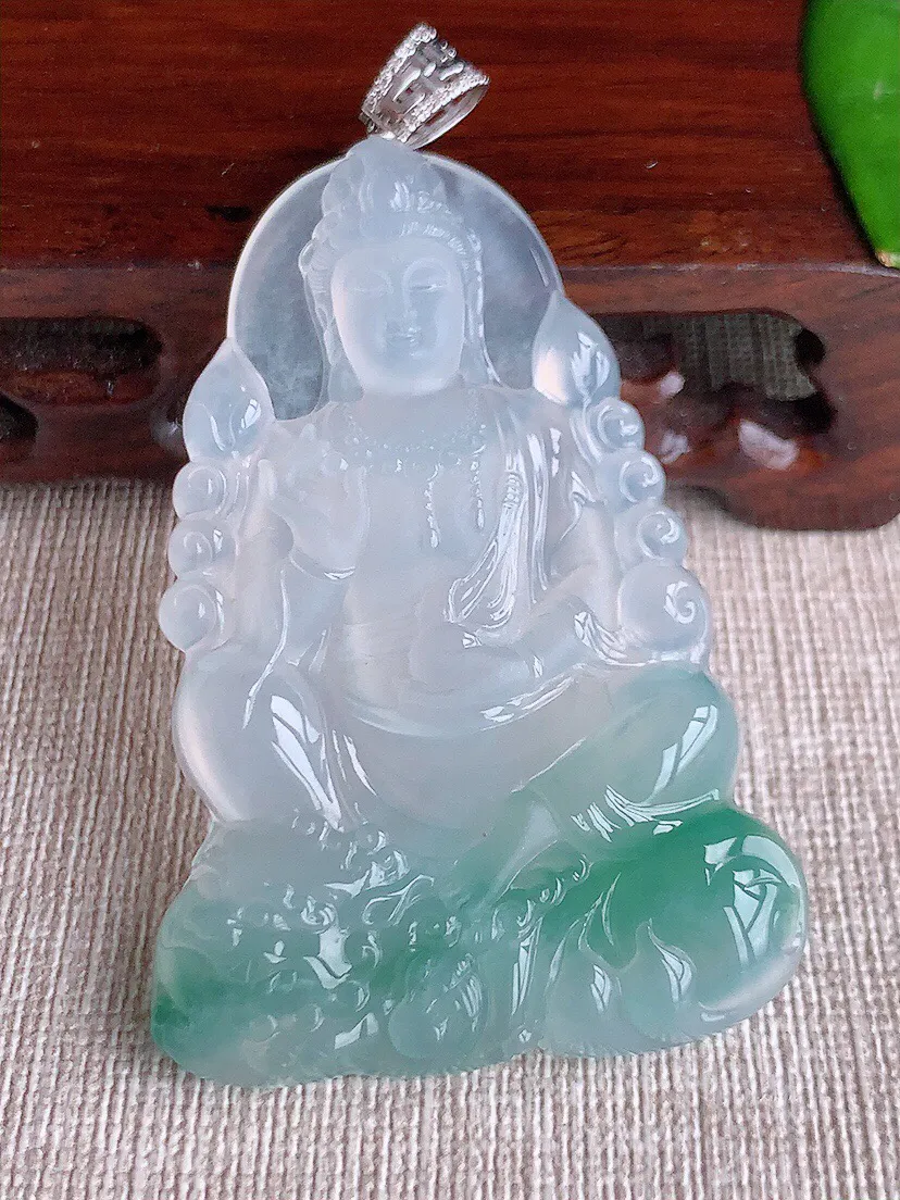 a货翡翠老坑冰种18K金镶嵌飘花文殊菩萨吊坠 尺寸57×39×6mm 重量26.36g 0614