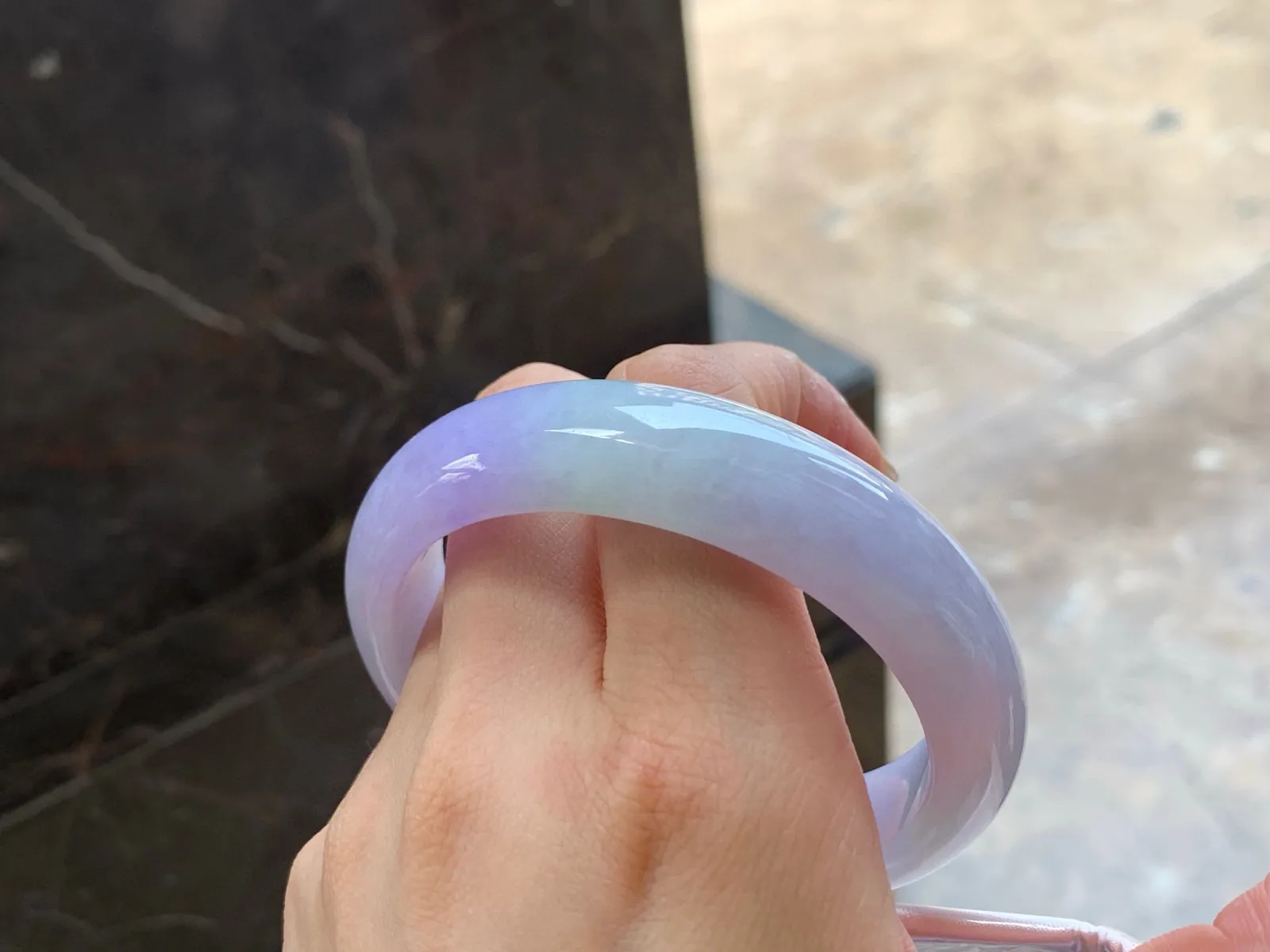 春色手镯
颜色漂亮 59/14.8/8mm