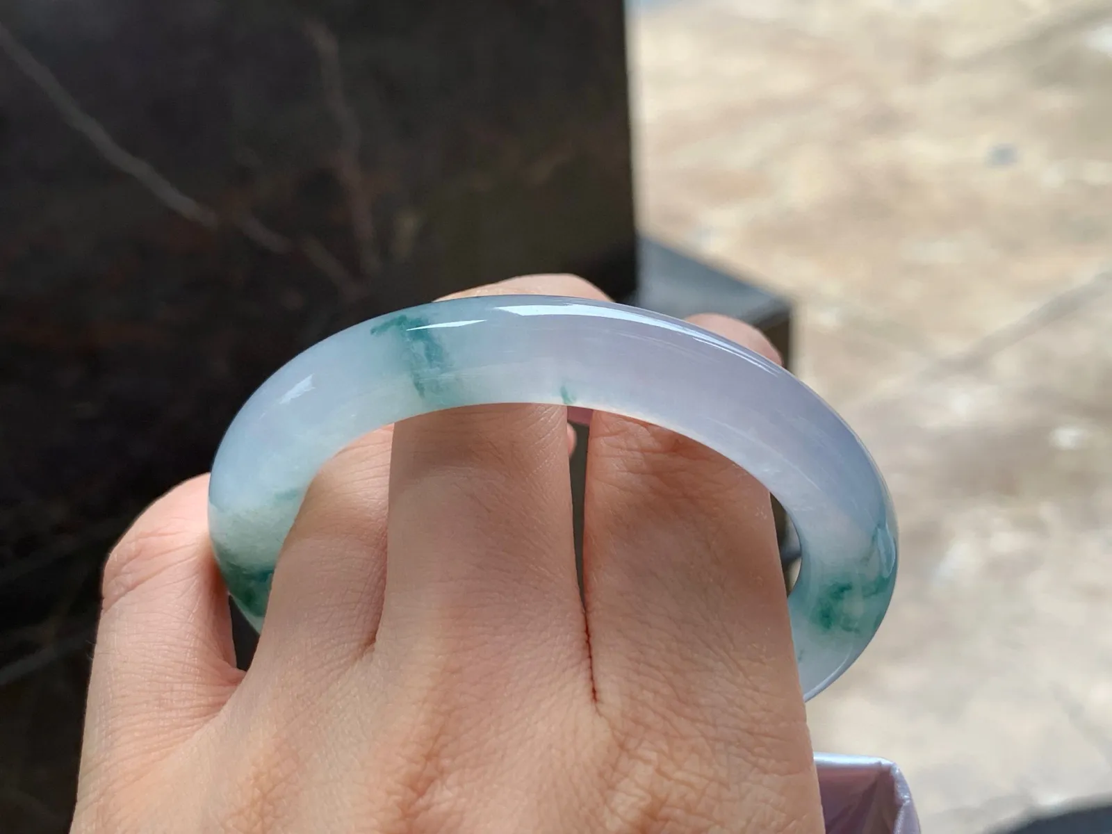 冰种飘花福镯
种好水足 54.5/10mm