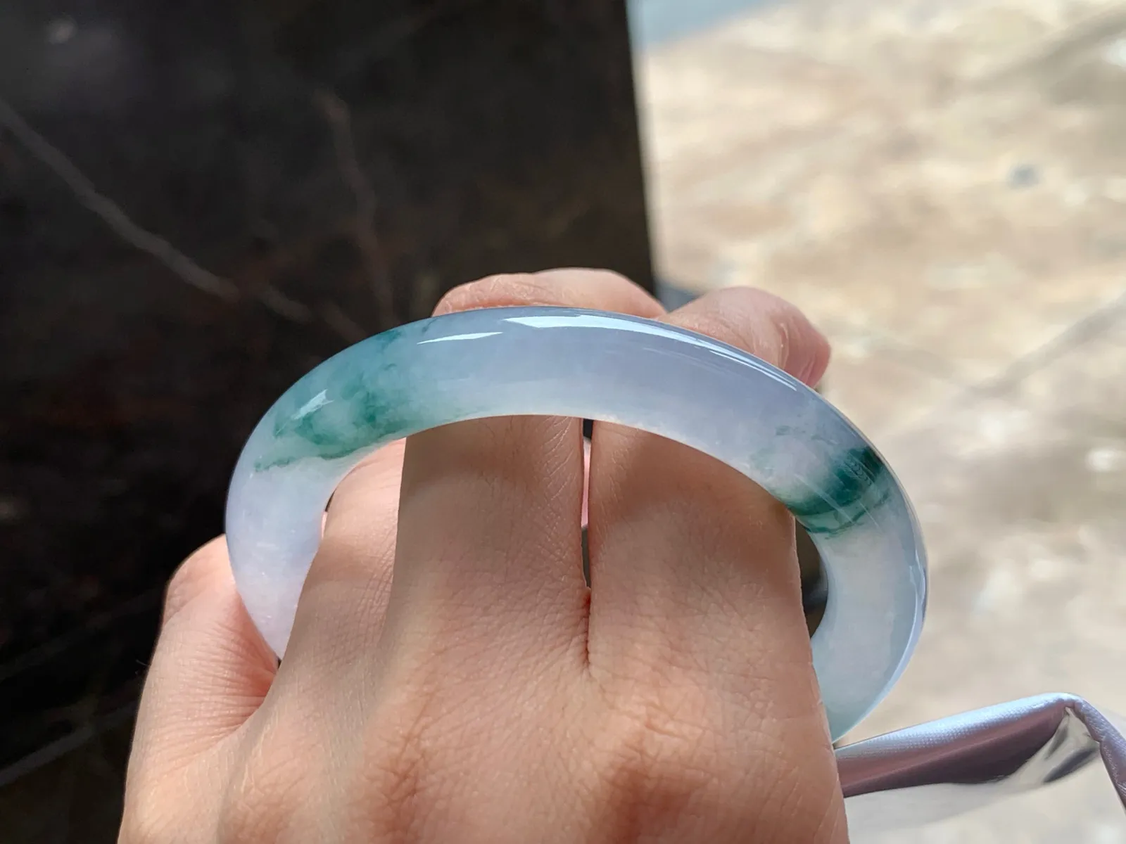 冰种飘花福镯
种好水足 54.5/10mm